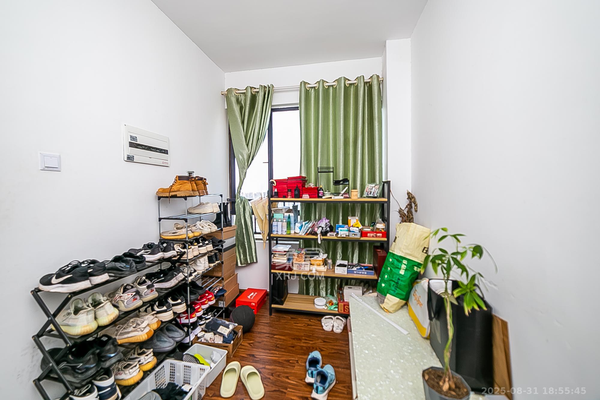 荣悦台  3室2厅2卫    180.0万 荣悦台  3室2厅2卫    180.0万其他