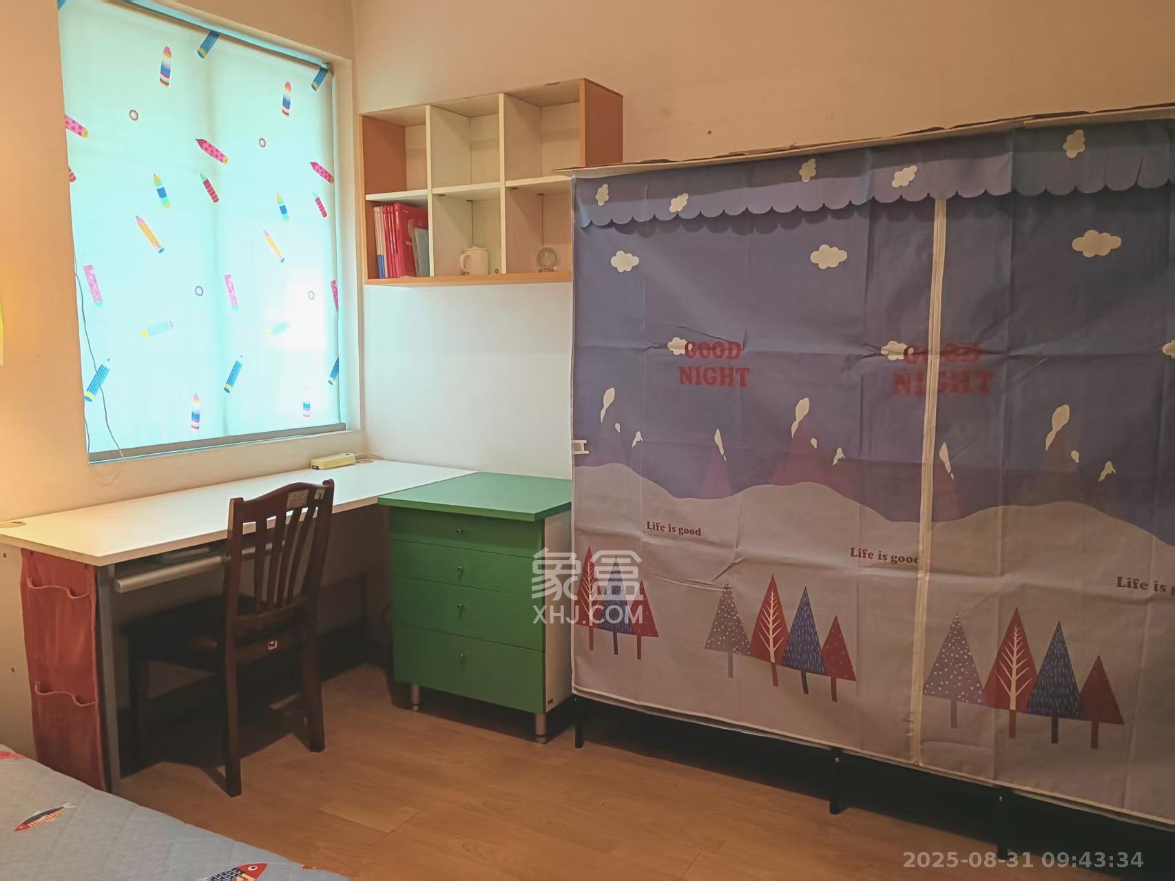 鸿运花苑 2室2厅1卫 2650.0元/月 鸿运花苑 2室2厅1卫 2650.0元/月室内图