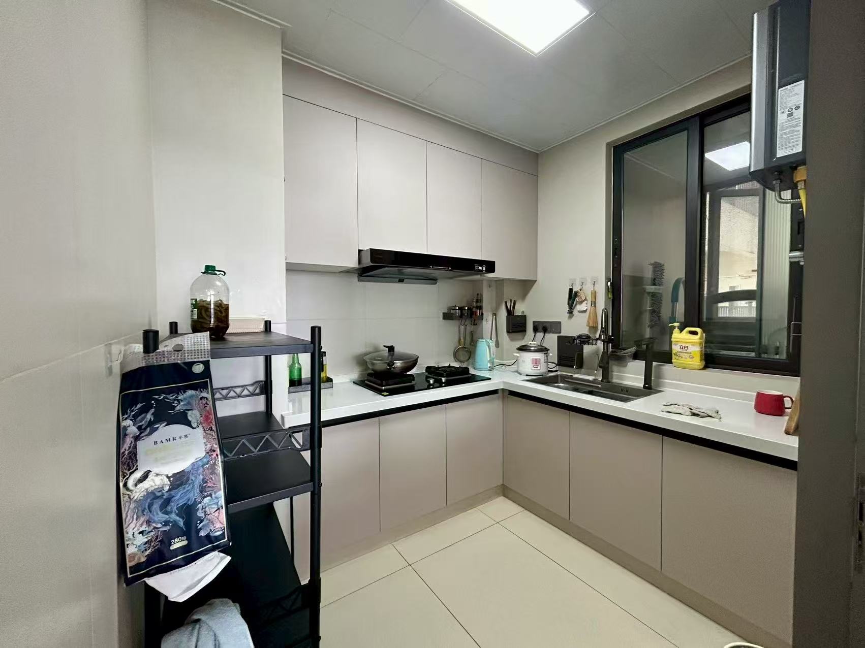 中海学府里 3室2厅1卫 59.8万 中海学府里 3室2厅1卫 59.8万室内图