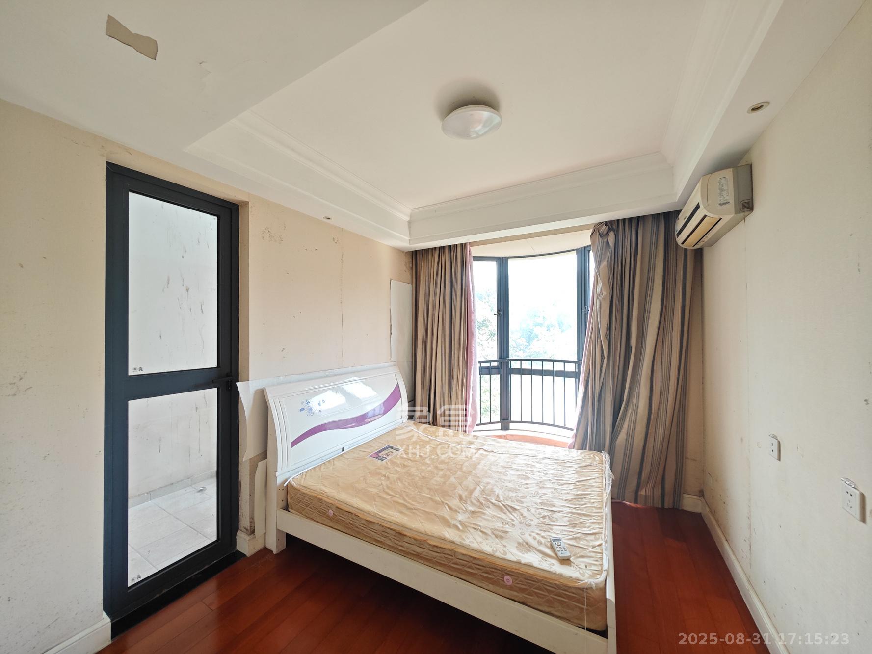 保利城(中航城国际社区、郡原美村) 1室1厅1卫 36.0万 保利城(中航城国际社区、郡原美村) 1室1厅1卫 36.0万卧室