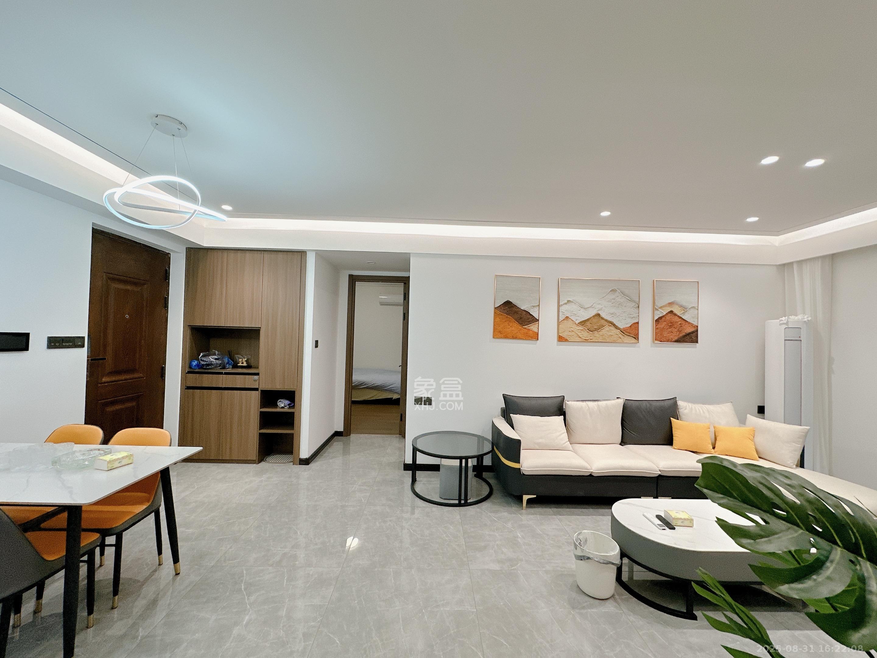 卓越中寰 3室2厅2卫 4380.0元/月 卓越中寰 3室2厅2卫 4380.0元/月室内图