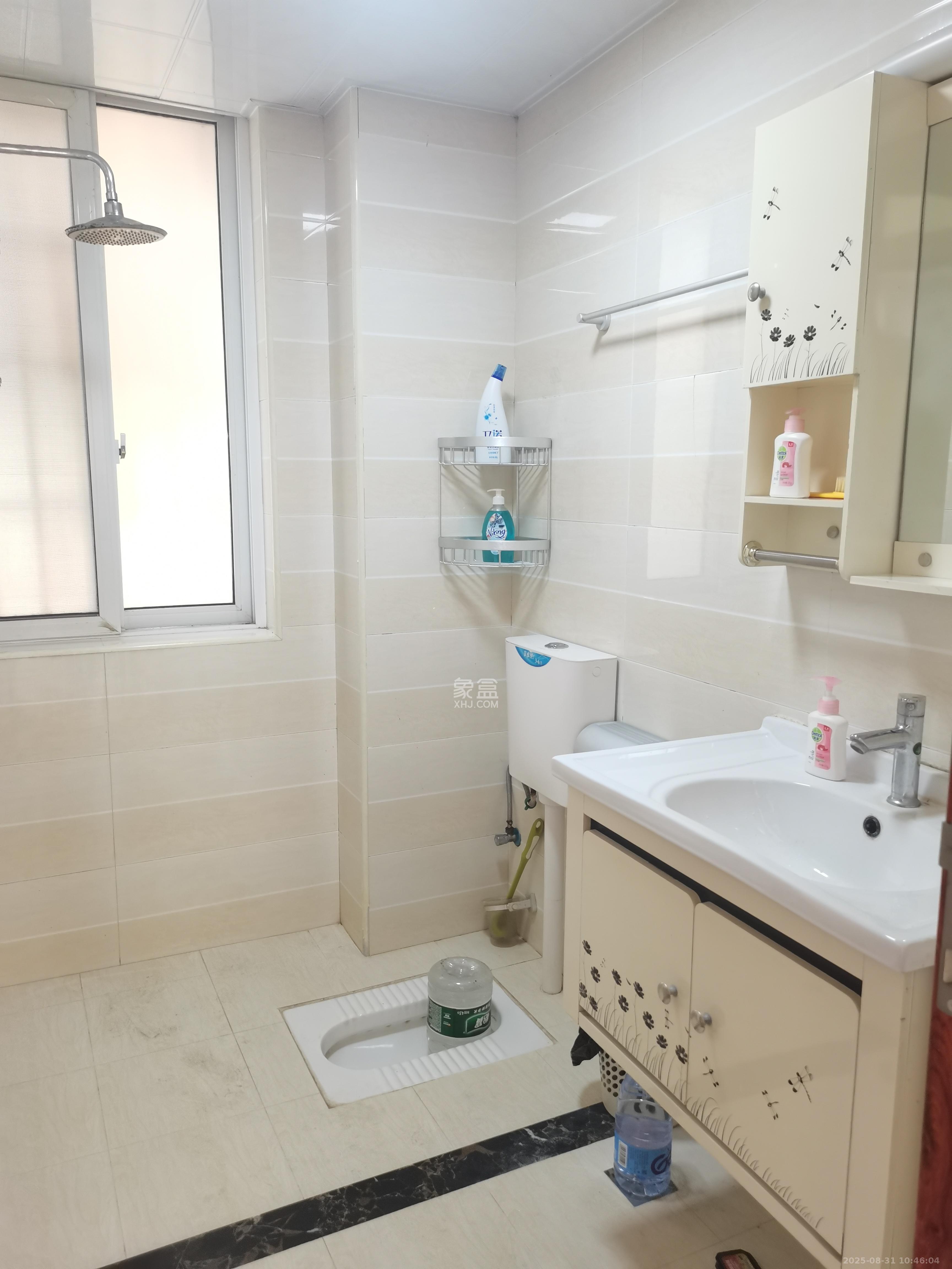 湘府十城(汇财御景湾新寓,汇财国际) 3室2厅1卫 2000.0元/月 湘府十城(汇财御景湾新寓,汇财国际) 3室2厅1卫 2000.0元/月室内图