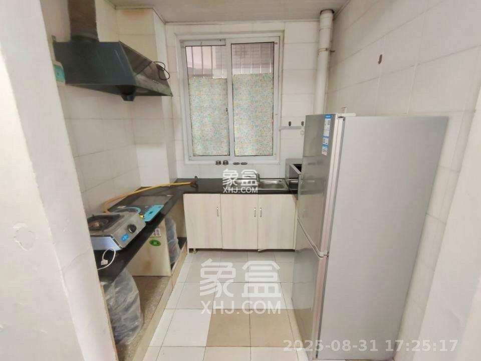 月湖兰庭  1室1厅1卫    1800.0元/月 月湖兰庭  1室1厅1卫    1800.0元/月室内图