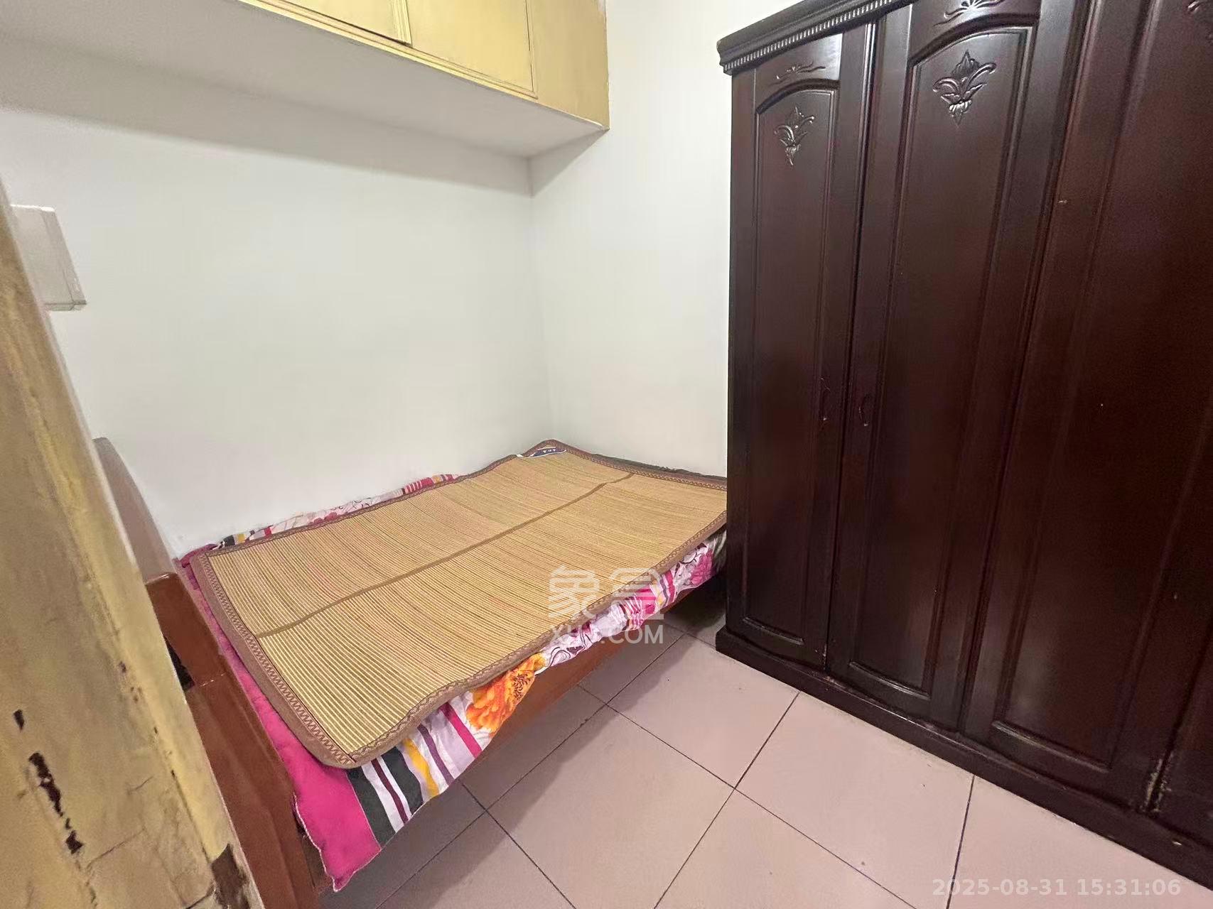 四星客车厂(四星小区) 2室1厅1卫 1100.0元/月 四星客车厂(四星小区) 2室1厅1卫 1100.0元/月室内图