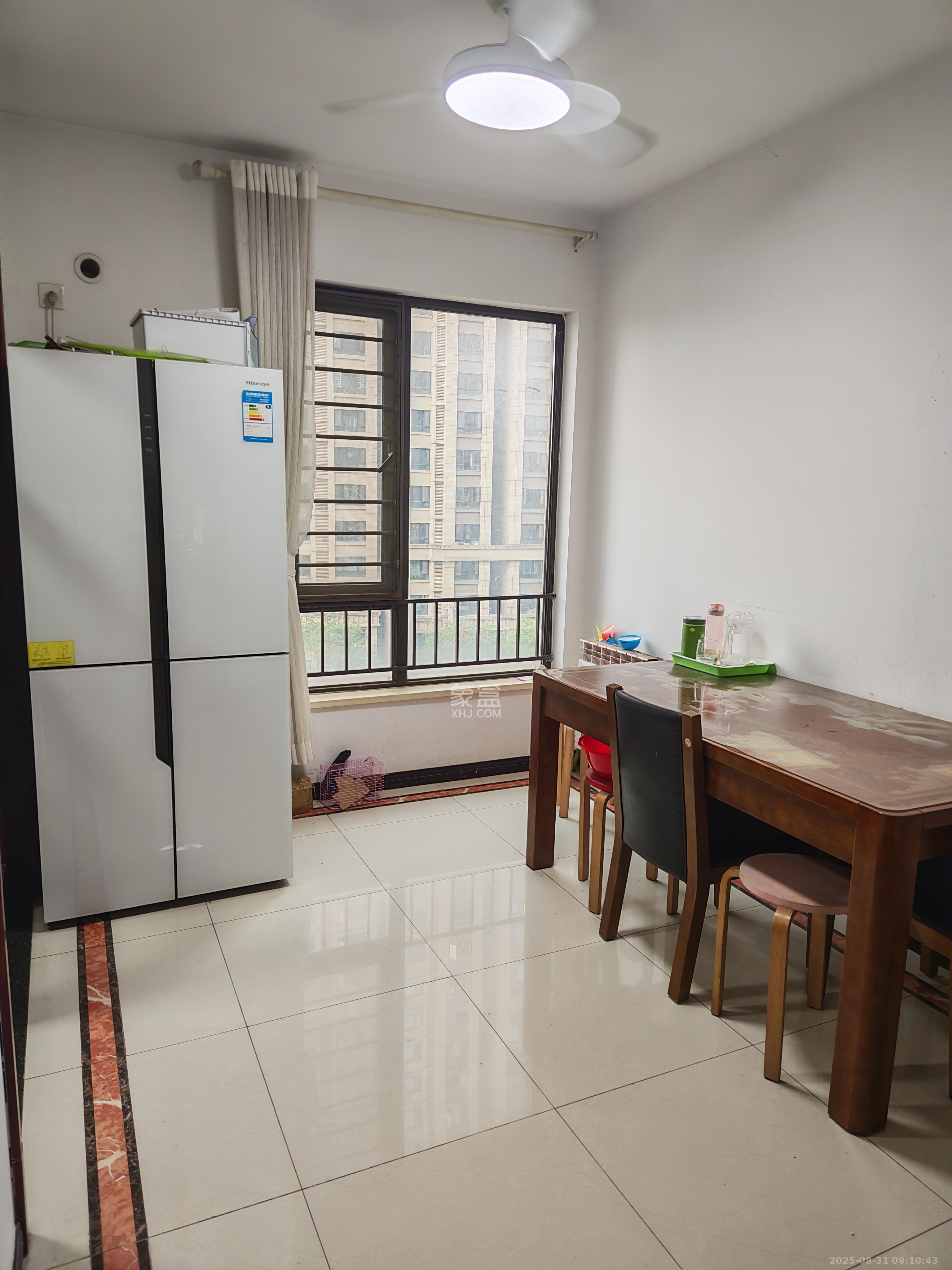 中海国际二期  4室2厅2卫    2400.0元/月 中海国际二期  4室2厅2卫    2400.0元/月室内图