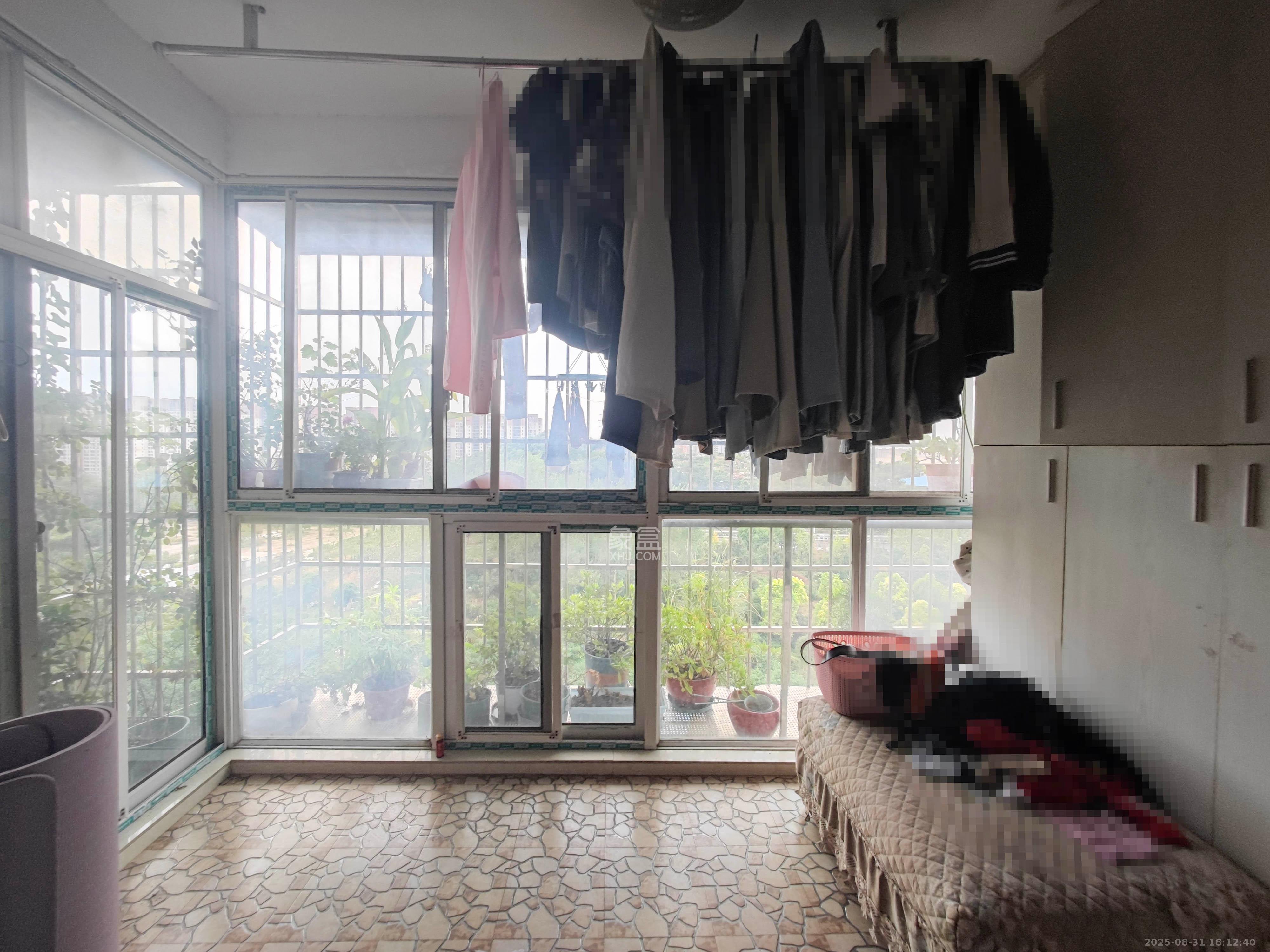 弘欣公寓 2室1厅1卫 81.8万 弘欣公寓 2室1厅1卫 81.8万阳台