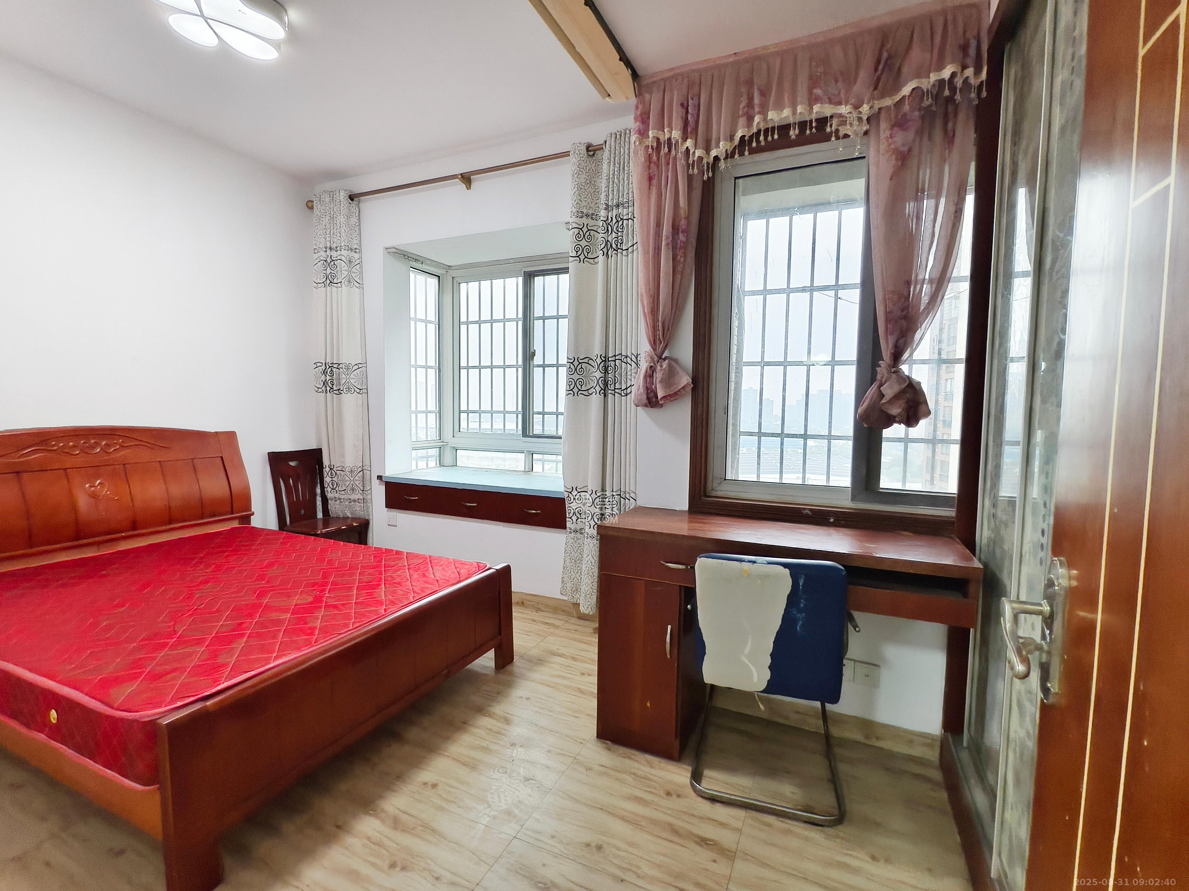 楚天世纪城东苑 2室2厅1卫 1600.0元/月 楚天世纪城东苑 2室2厅1卫 1600.0元/月室内图