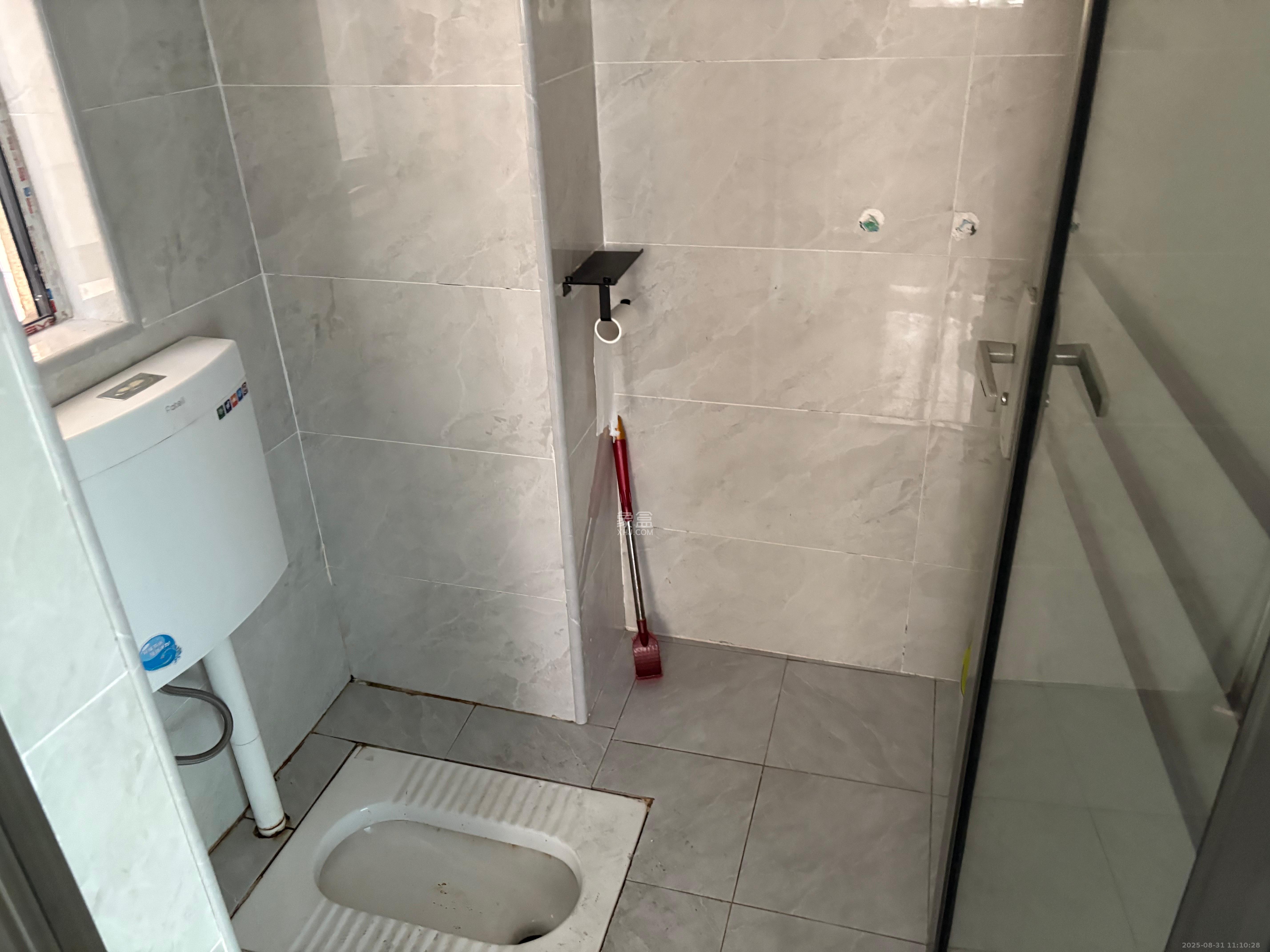 荣泰广场   109.0㎡      2800.0元/月室内图