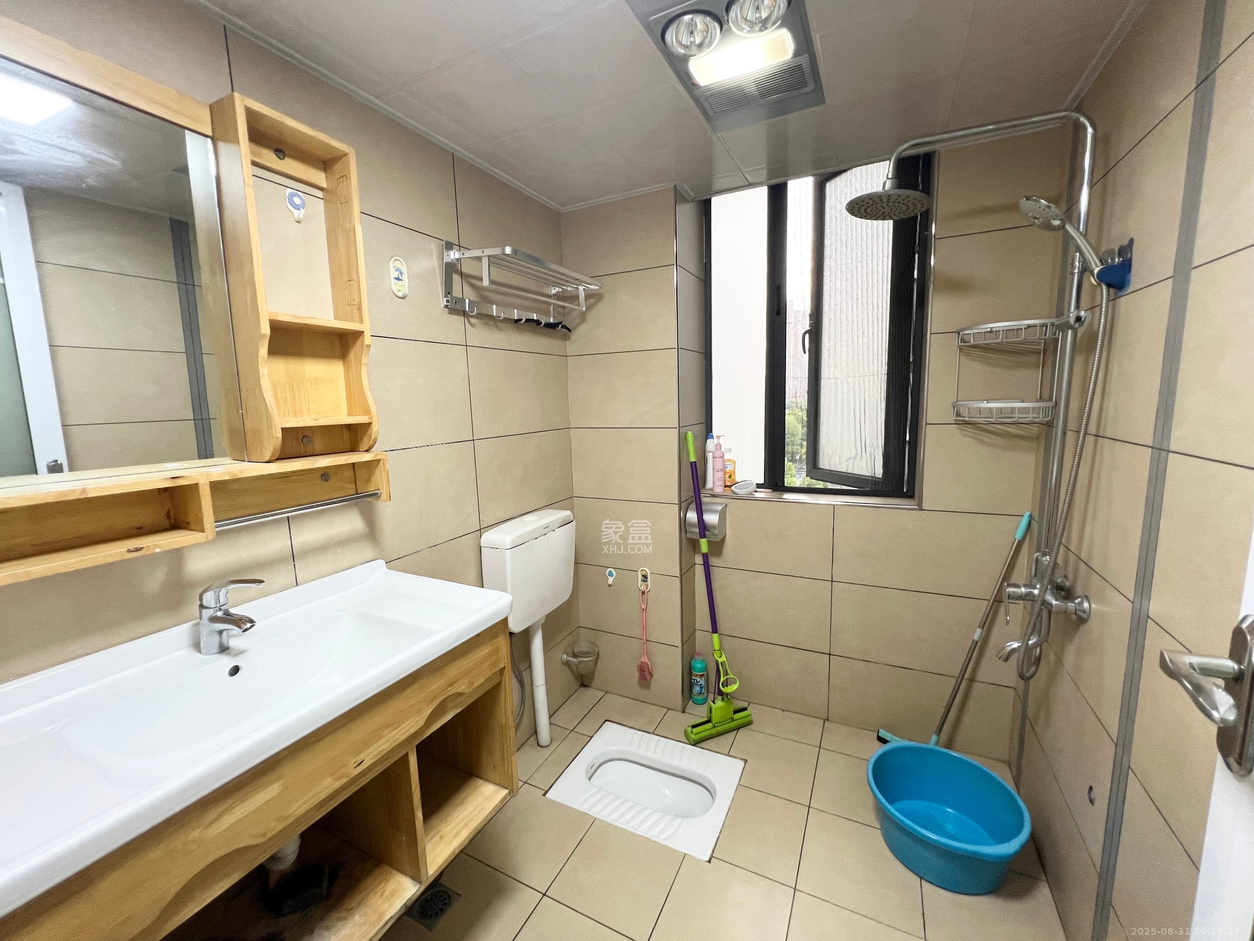 恒基凯旋门一二期  2室2厅1卫    2100.0元/月室内图