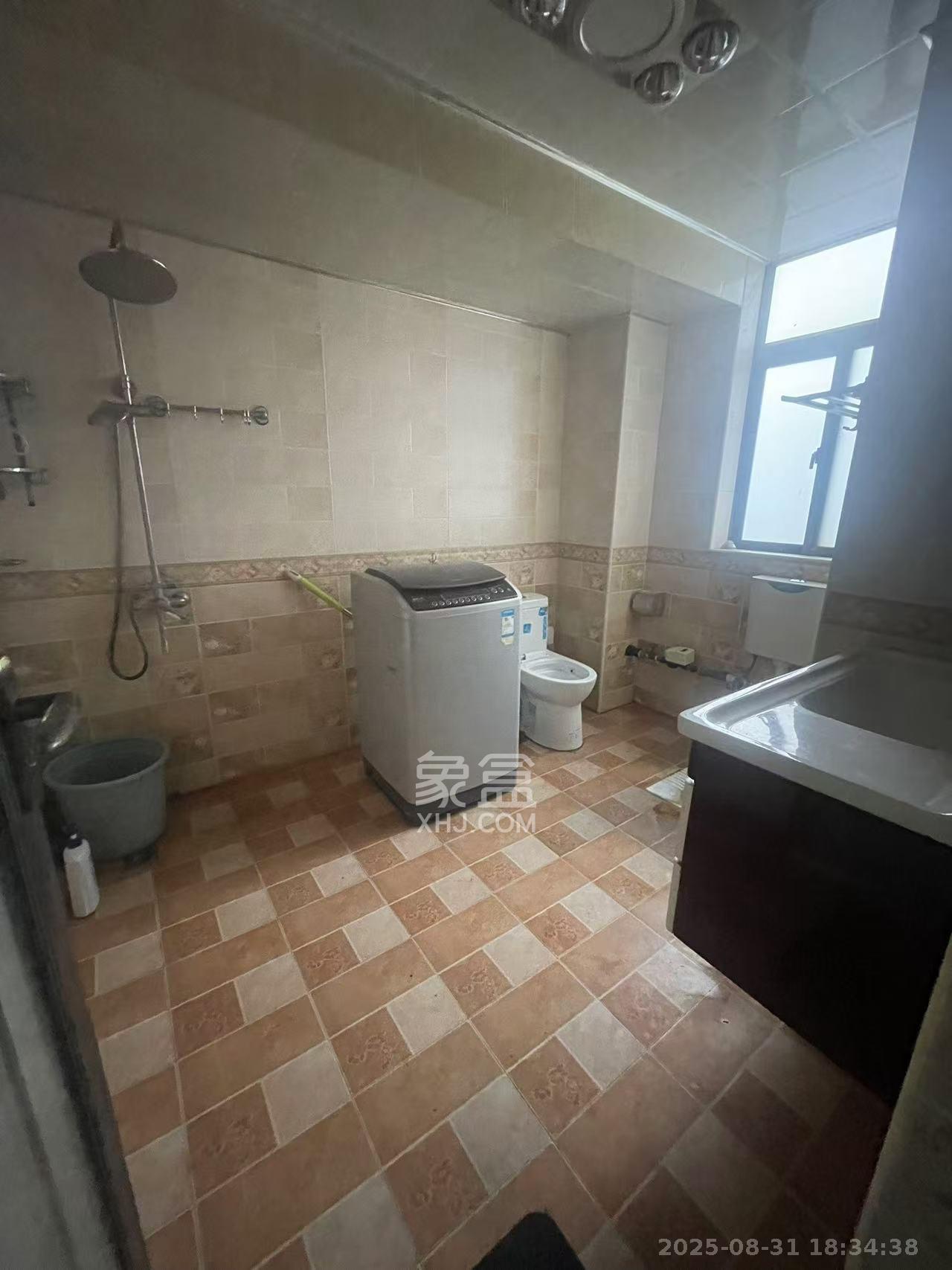 五矿紫湖香醍 3室2厅1卫 1800.0元/月 五矿紫湖香醍 3室2厅1卫 1800.0元/月室内图