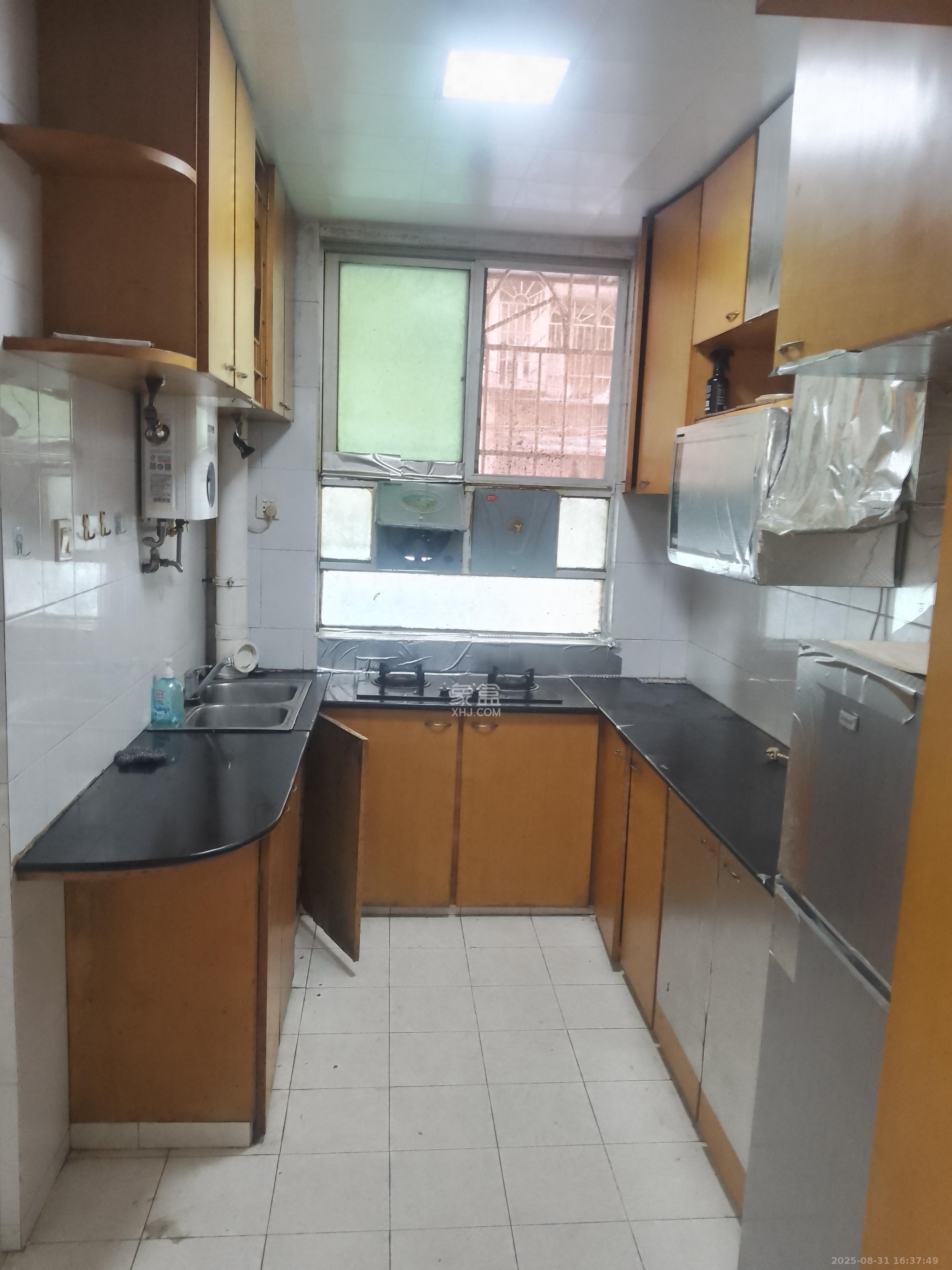 南建公寓  2室1厅1卫    3000.0元/月室内图