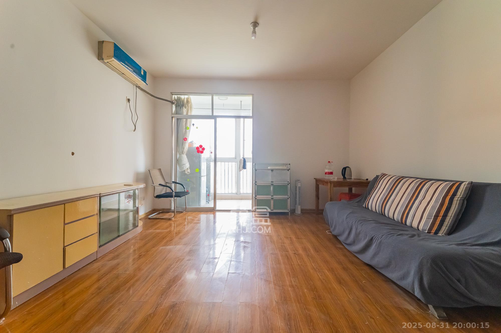 开源鑫景  1室1厅1卫    20.0万 开源鑫景  1室1厅1卫    20.0万客厅