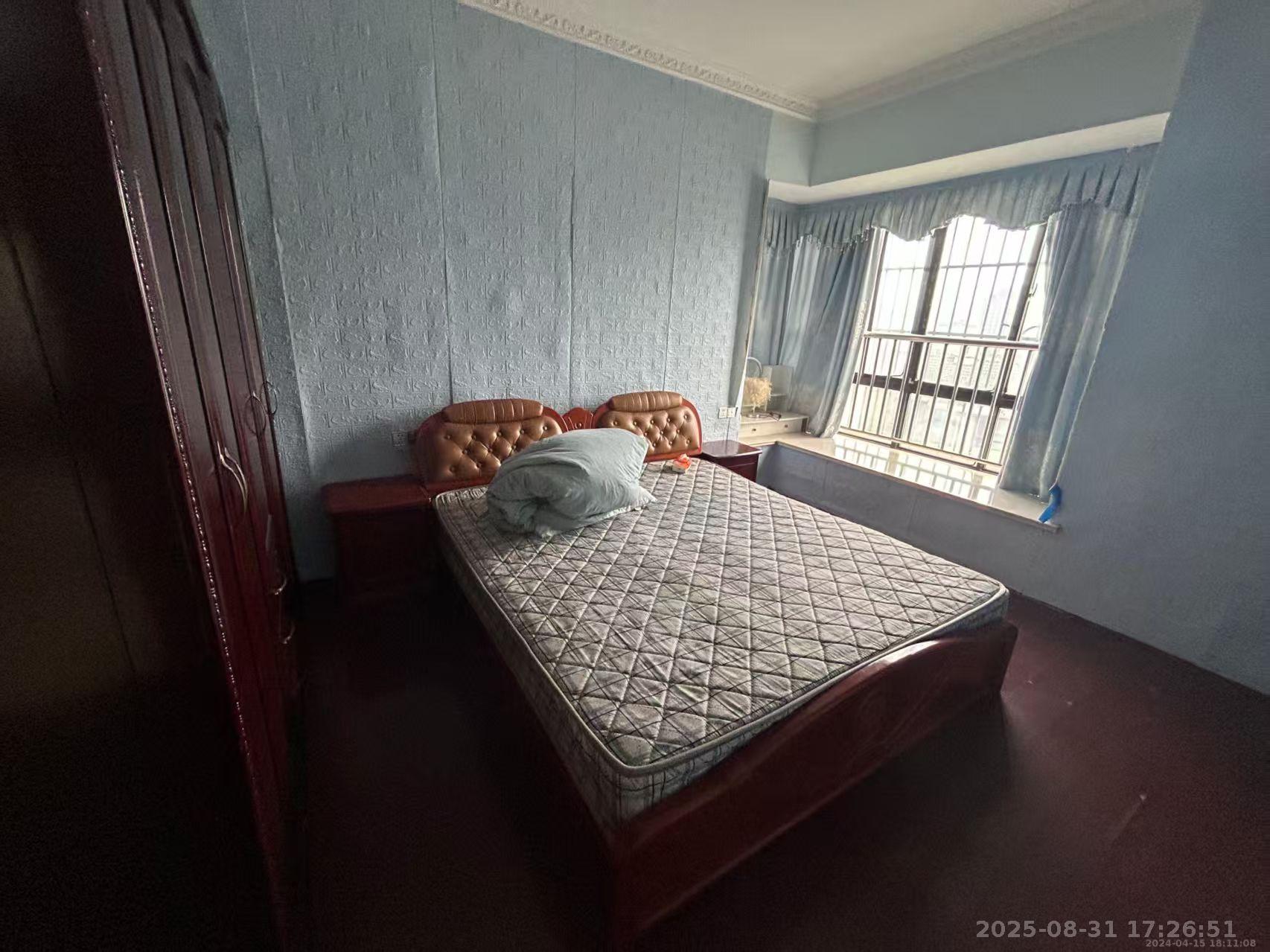 湘银二期世纪花园 4室3厅4卫 2800.0元/月 湘银二期世纪花园 4室3厅4卫 2800.0元/月室内图