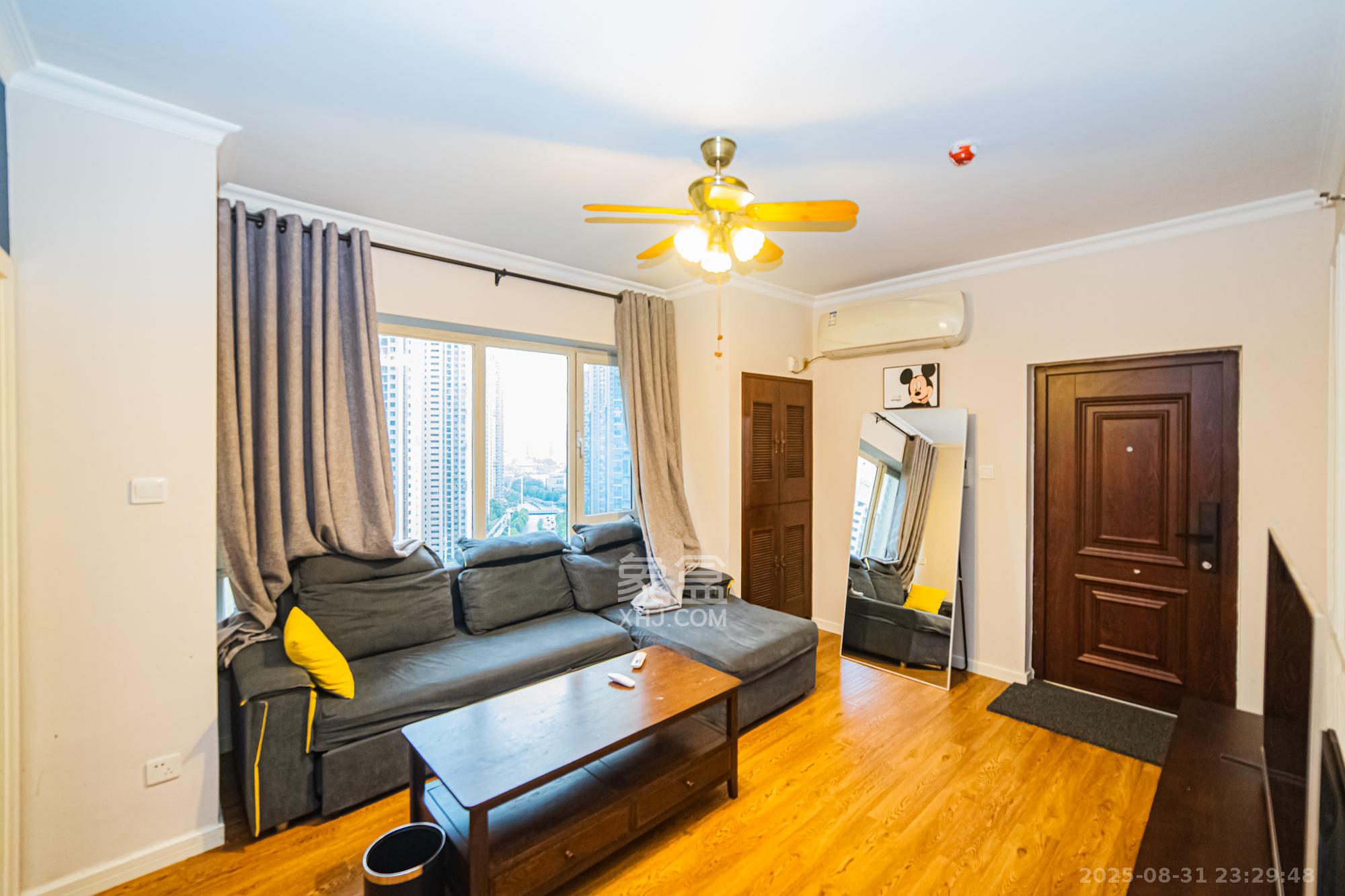 北辰三角洲E3区  1室1厅1卫    75.0万 北辰三角洲E3区  1室1厅1卫    75.0万客厅