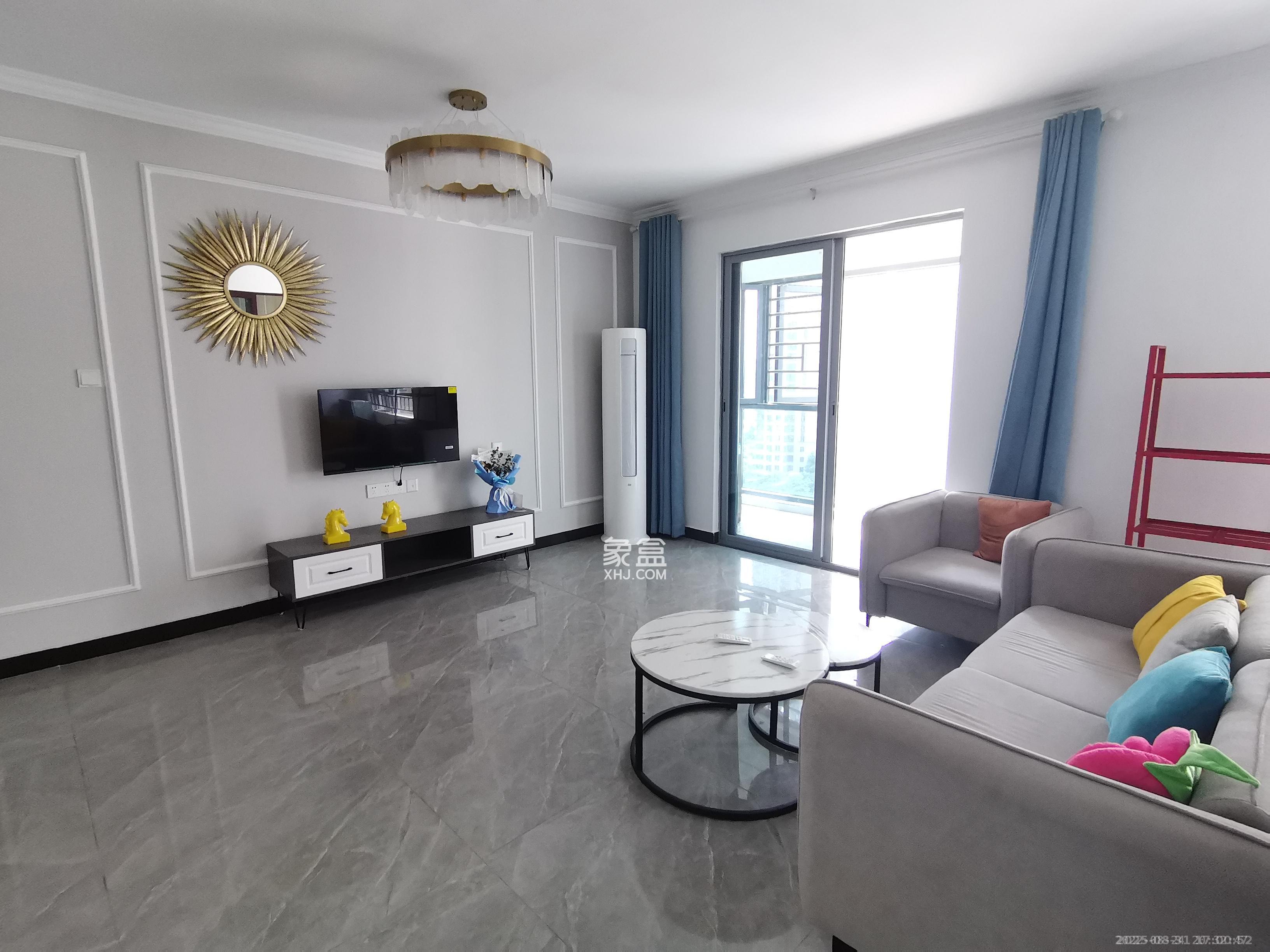 保利天禧D区  4室2厅2卫    3700.0元/月室内图