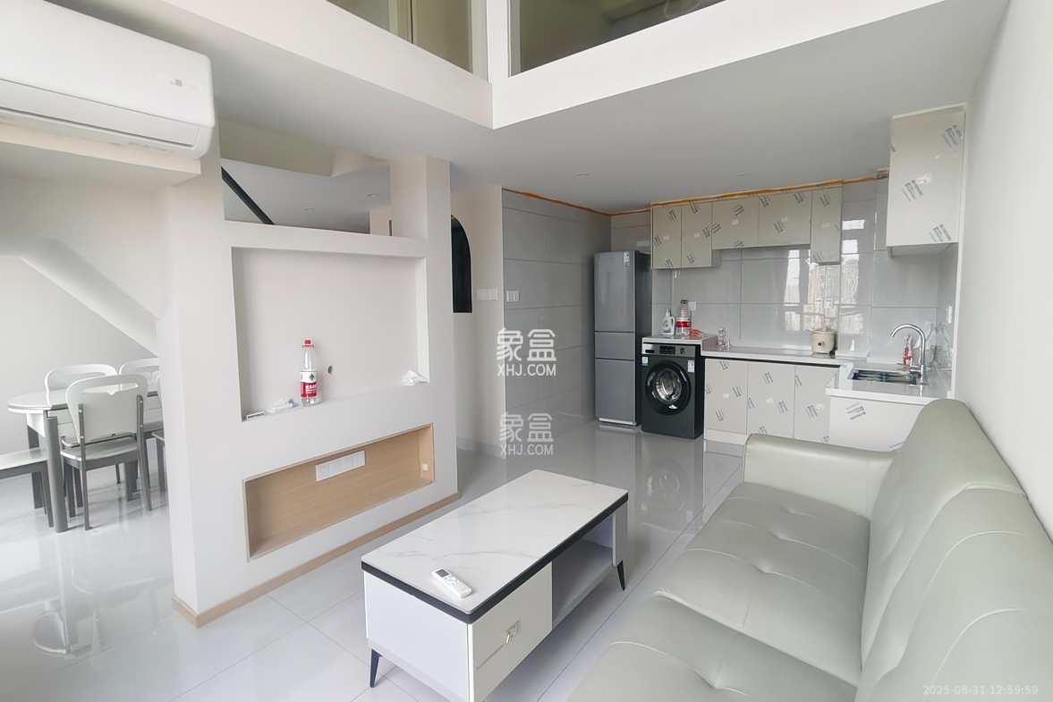 合能枫丹丽舍(柏悦名苑)  2室2厅1卫    2300.0元/月 合能枫丹丽舍(柏悦名苑)  2室2厅1卫    2300.0元/月室内图