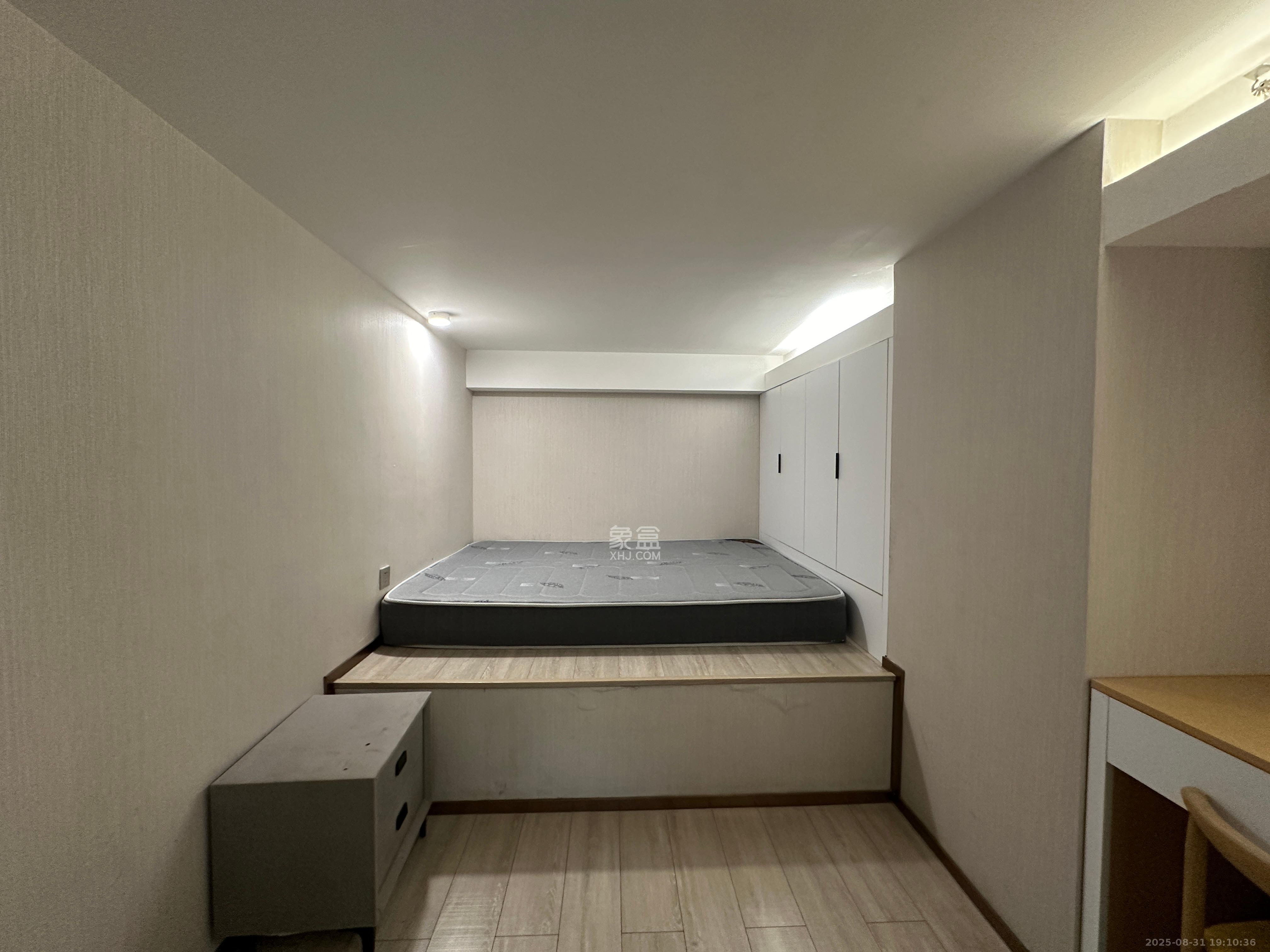 华远华时代  3室2厅2卫    4000.0元/月室内图