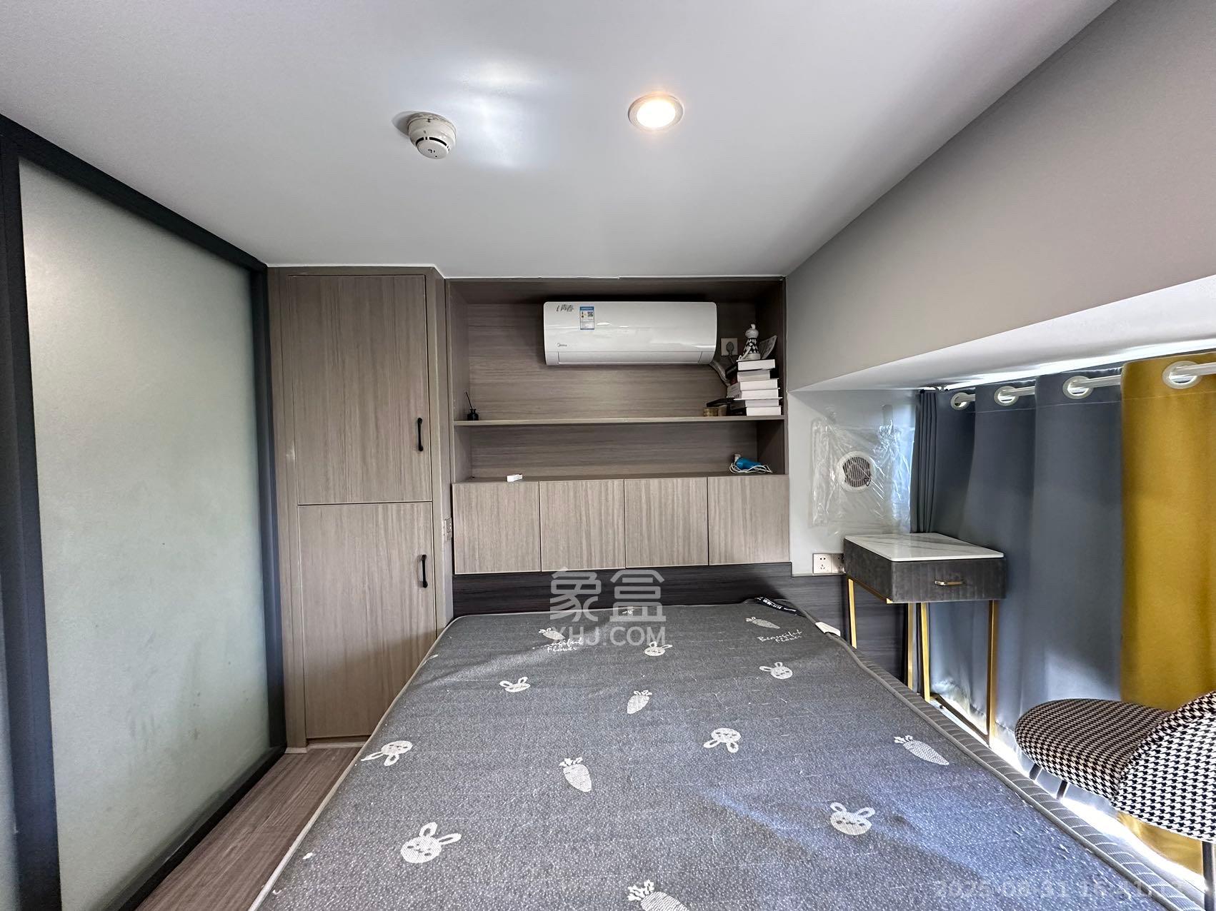 弘坤云寓  1室1厅1卫    2600.0元/月 弘坤云寓  1室1厅1卫    2600.0元/月室内图