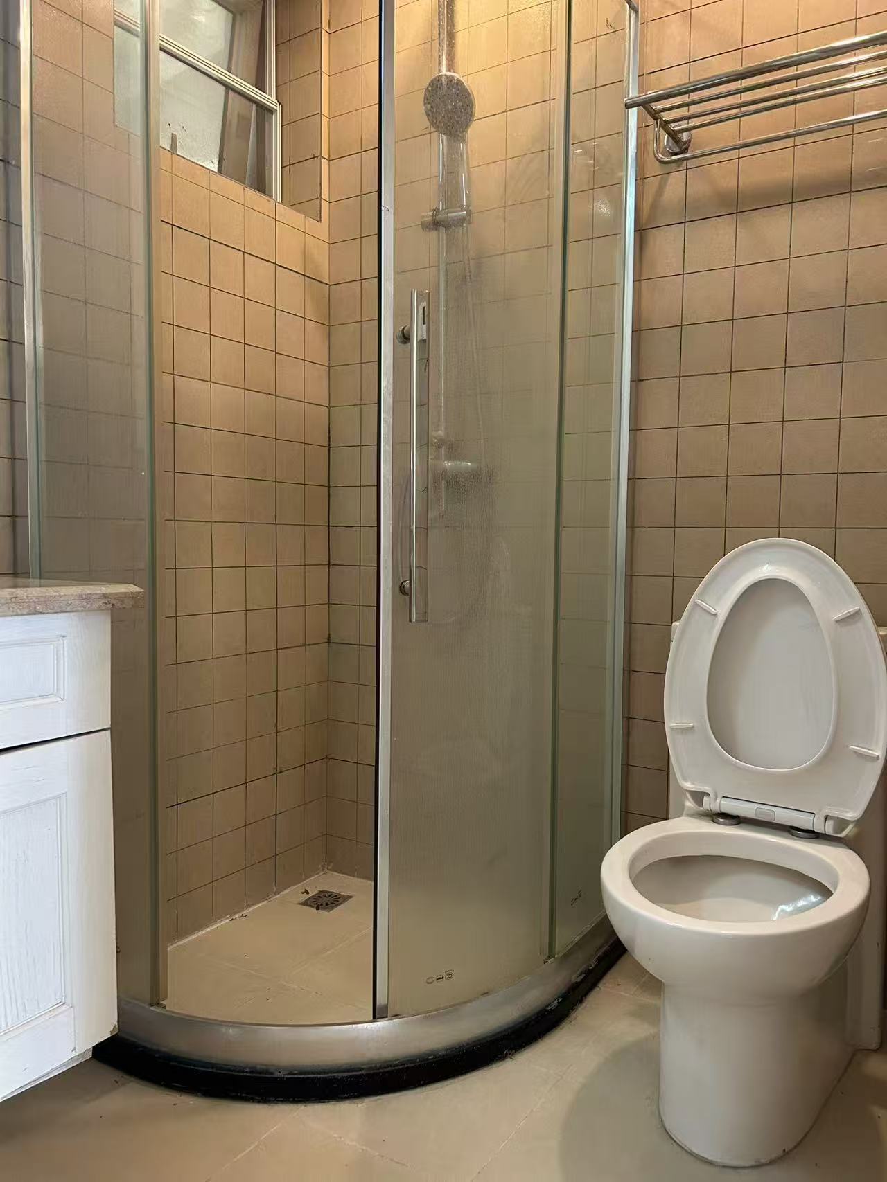 帝景海岸  2室1厅1卫   2500.00元/月室内图