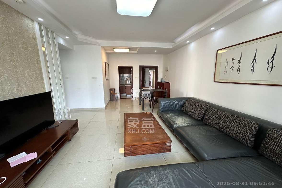 英祥春天  1室2厅1卫    2100.0元/月 英祥春天  1室2厅1卫    2100.0元/月室内图1