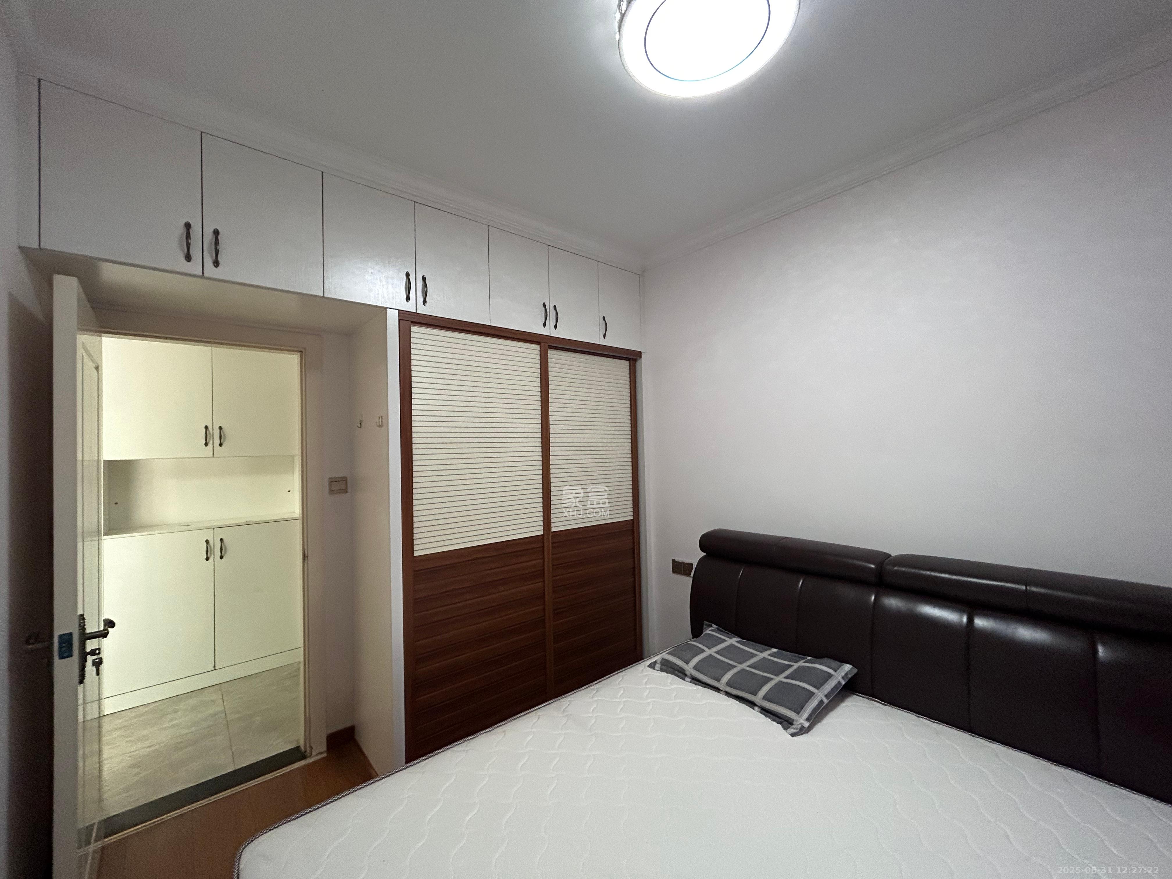 怡海星城 1室0厅0卫 1900.0元/月 怡海星城 1室0厅0卫 1900.0元/月室内图