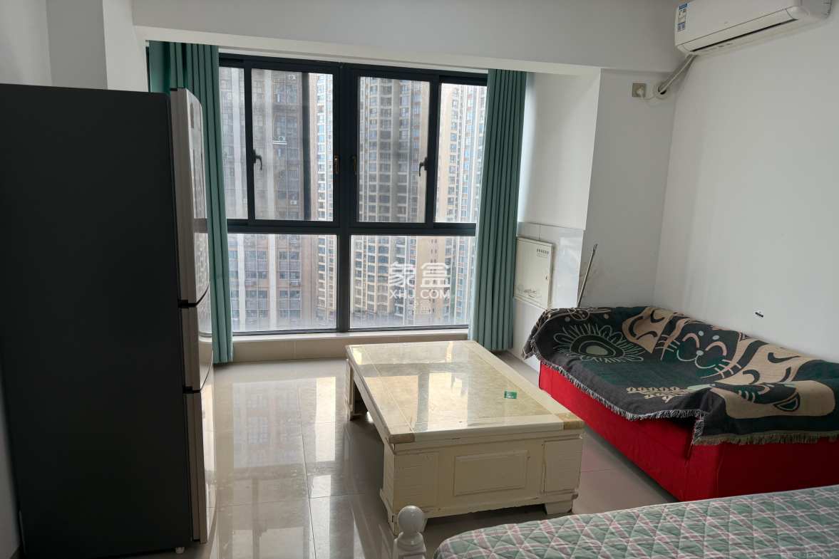 钱隆世家 1室1厅1卫 1500.00元/月 钱隆世家 1室1厅1卫 1500.00元/月室内图