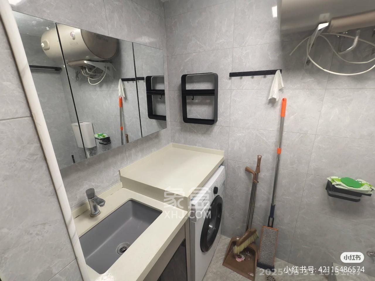 金地铂悦  1室1厅1卫    1300.0元/月 金地铂悦  1室1厅1卫    1300.0元/月室内图