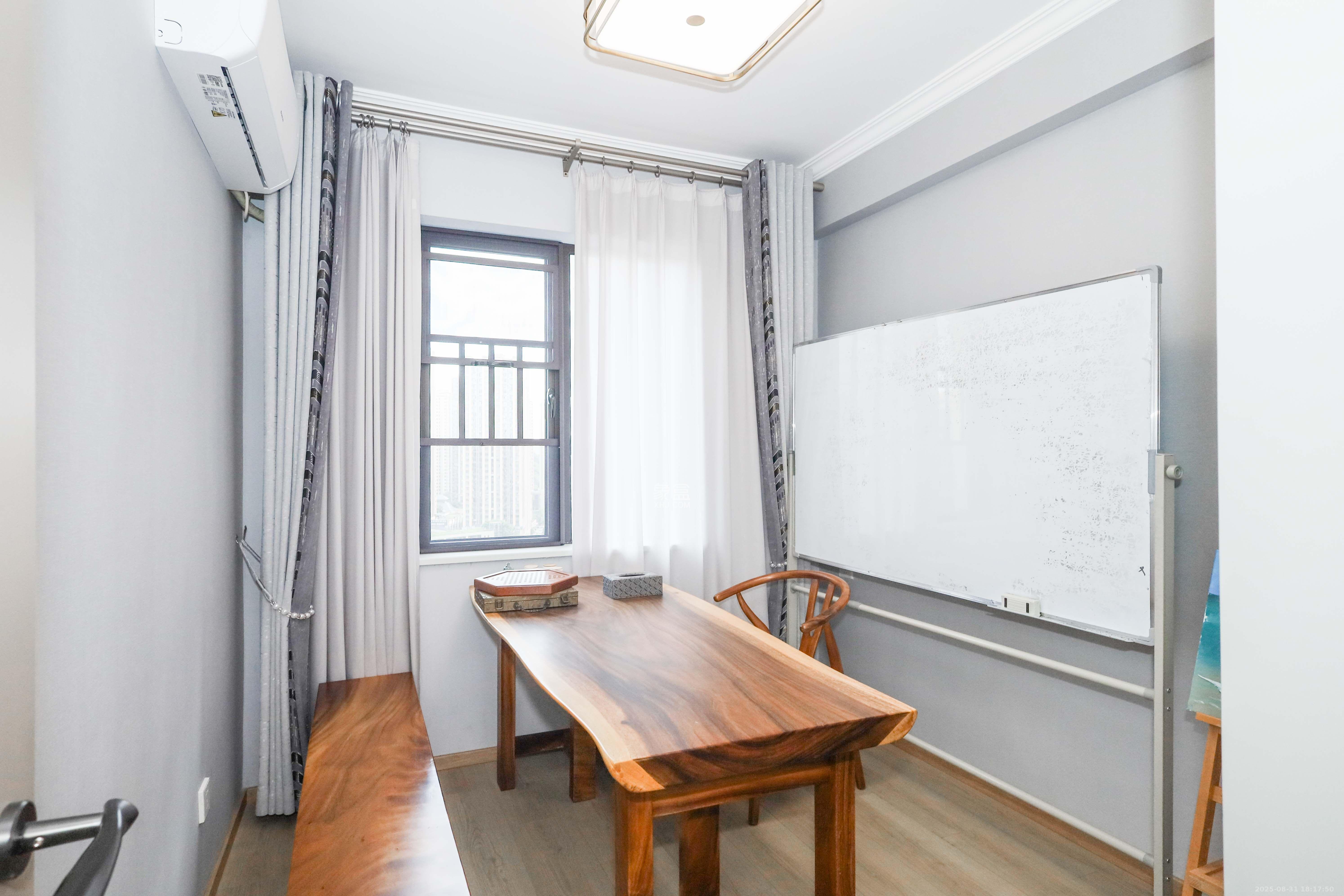 中国铁建梅溪青秀二期 4室2厅2卫 4000.0元/月 中国铁建梅溪青秀二期 4室2厅2卫 4000.0元/月室内图