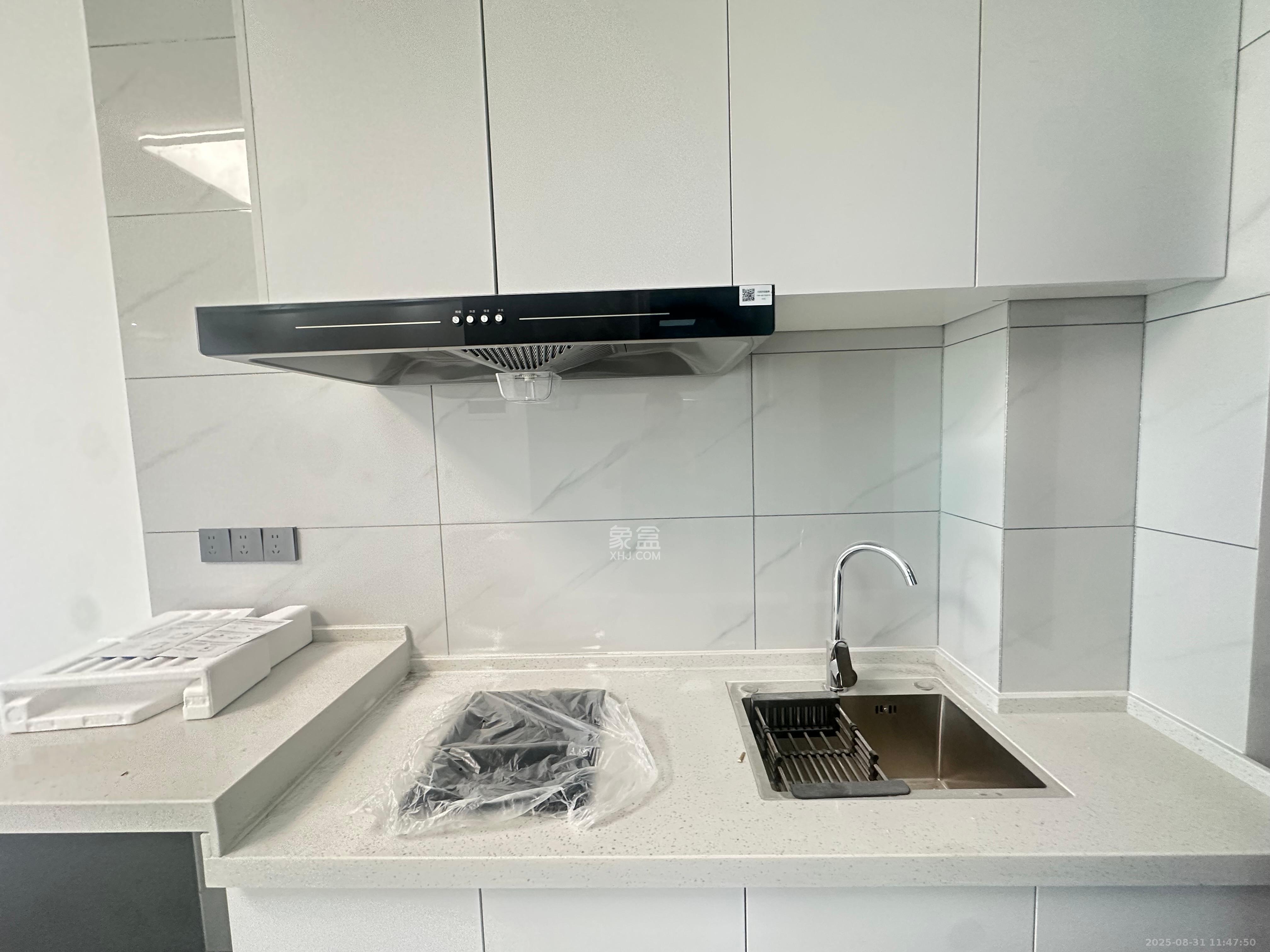 梅溪湖金茂湾  1室0厅0卫    1500.0元/月室内图