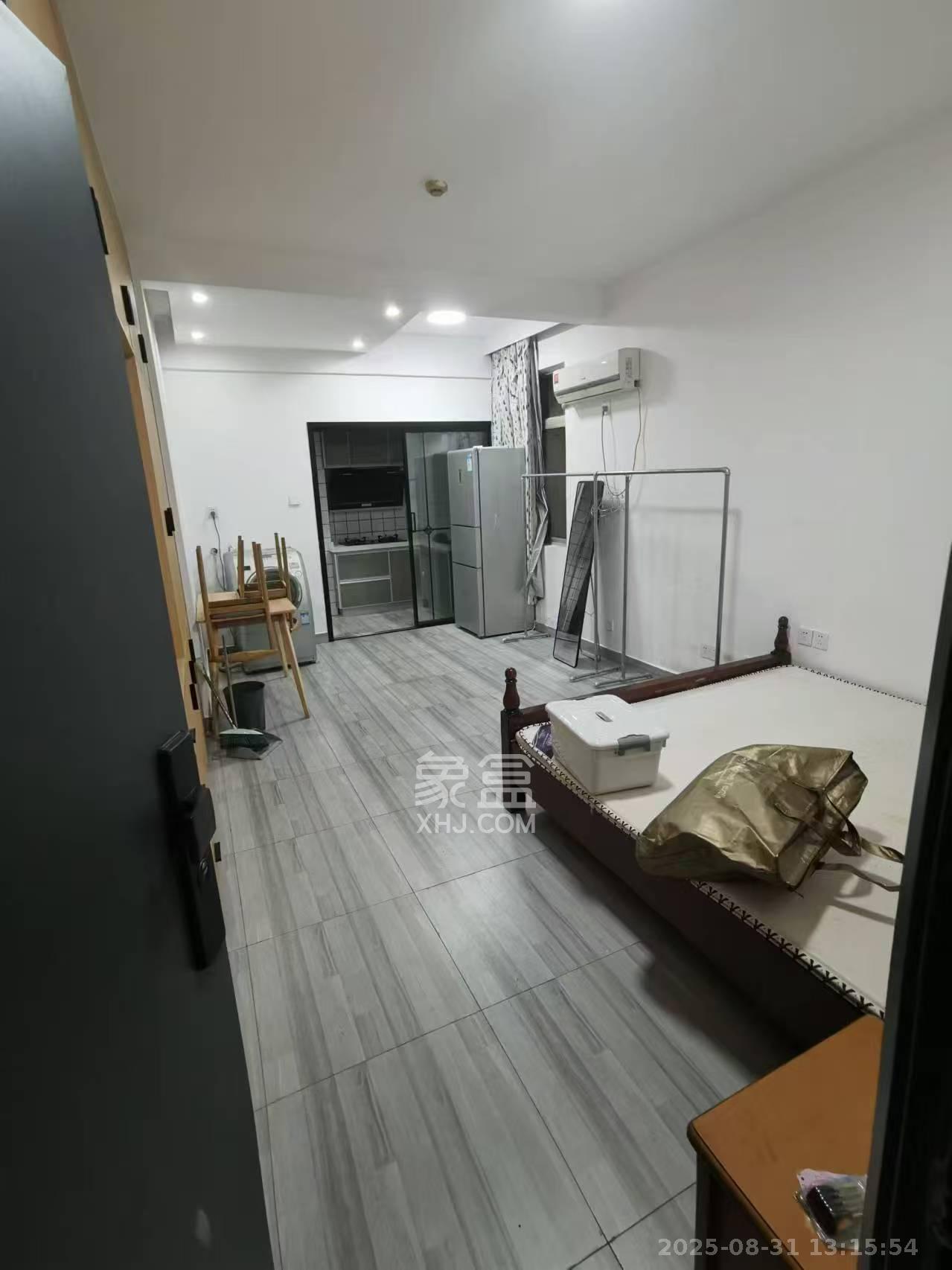东方新世界  1室1厅1卫   1400.00元/月