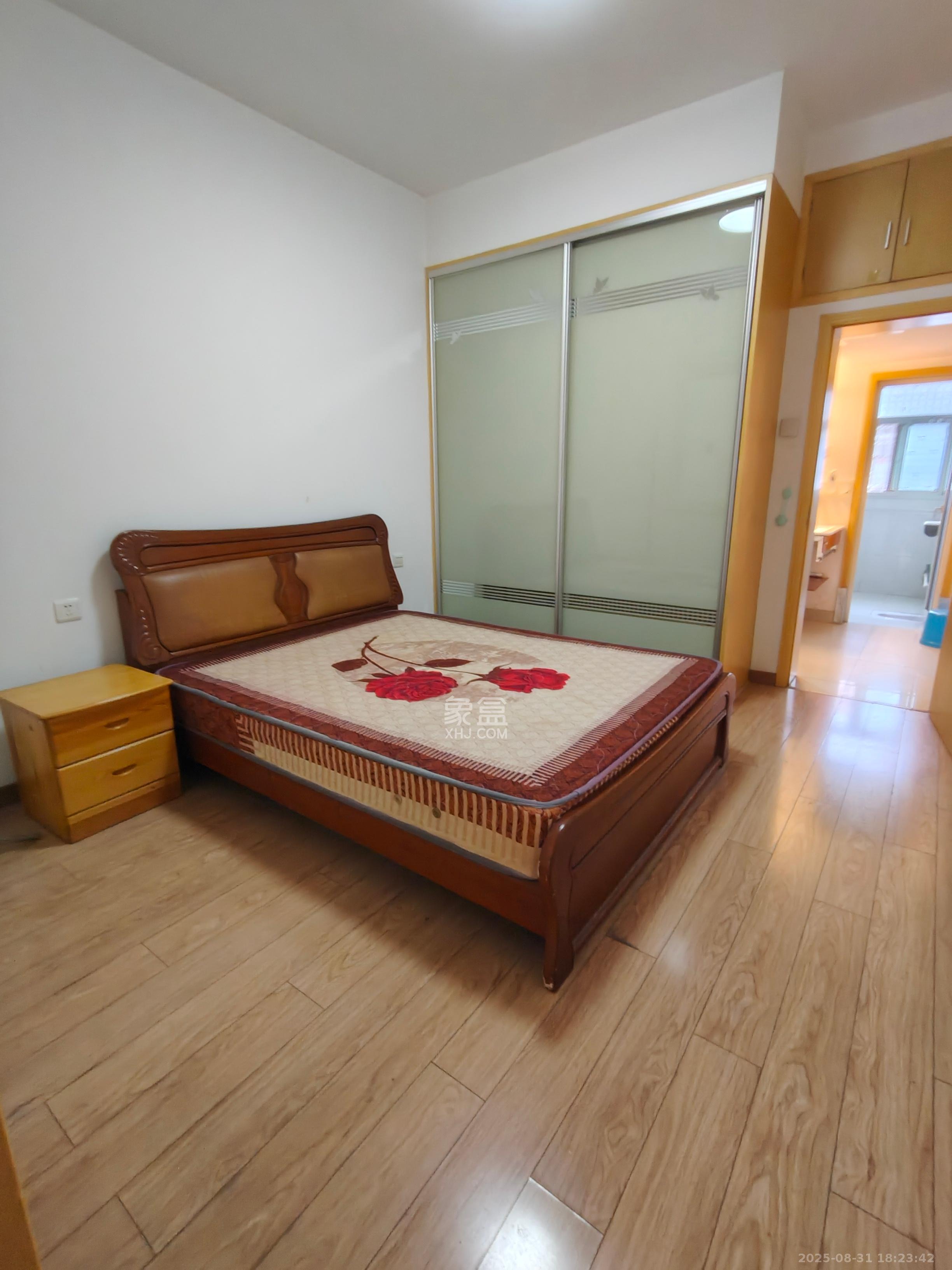 机械化宿舍 2室2厅1卫 1400.0元/月 机械化宿舍 2室2厅1卫 1400.0元/月室内图