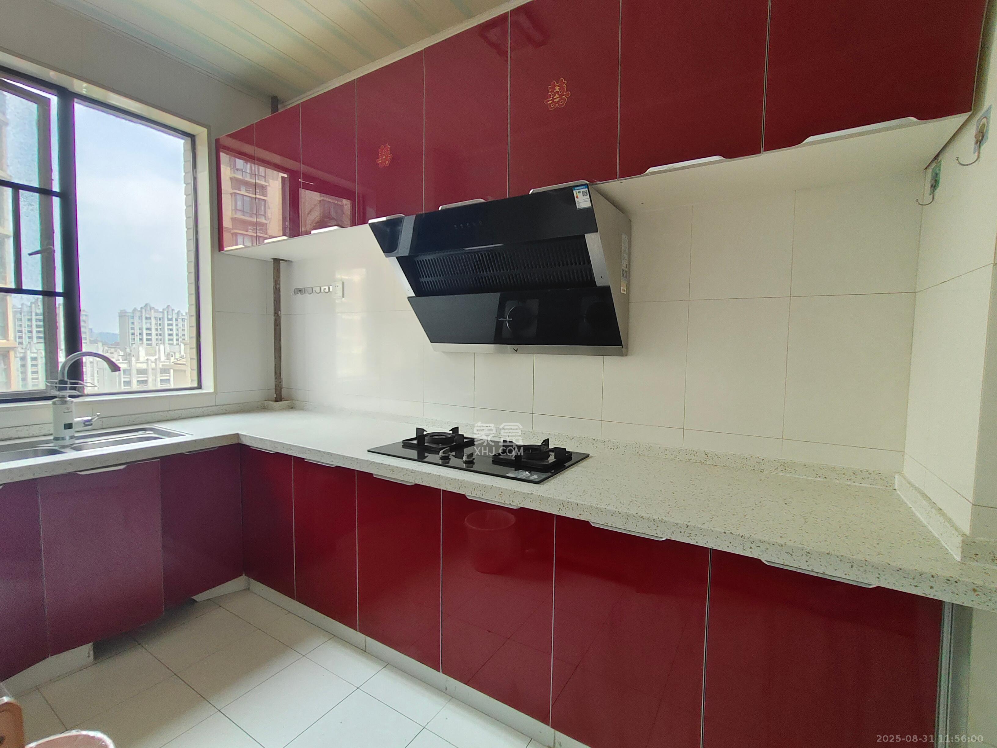 三江花中城  4室2厅2卫    4000.0元/月 三江花中城  4室2厅2卫    4000.0元/月室内图