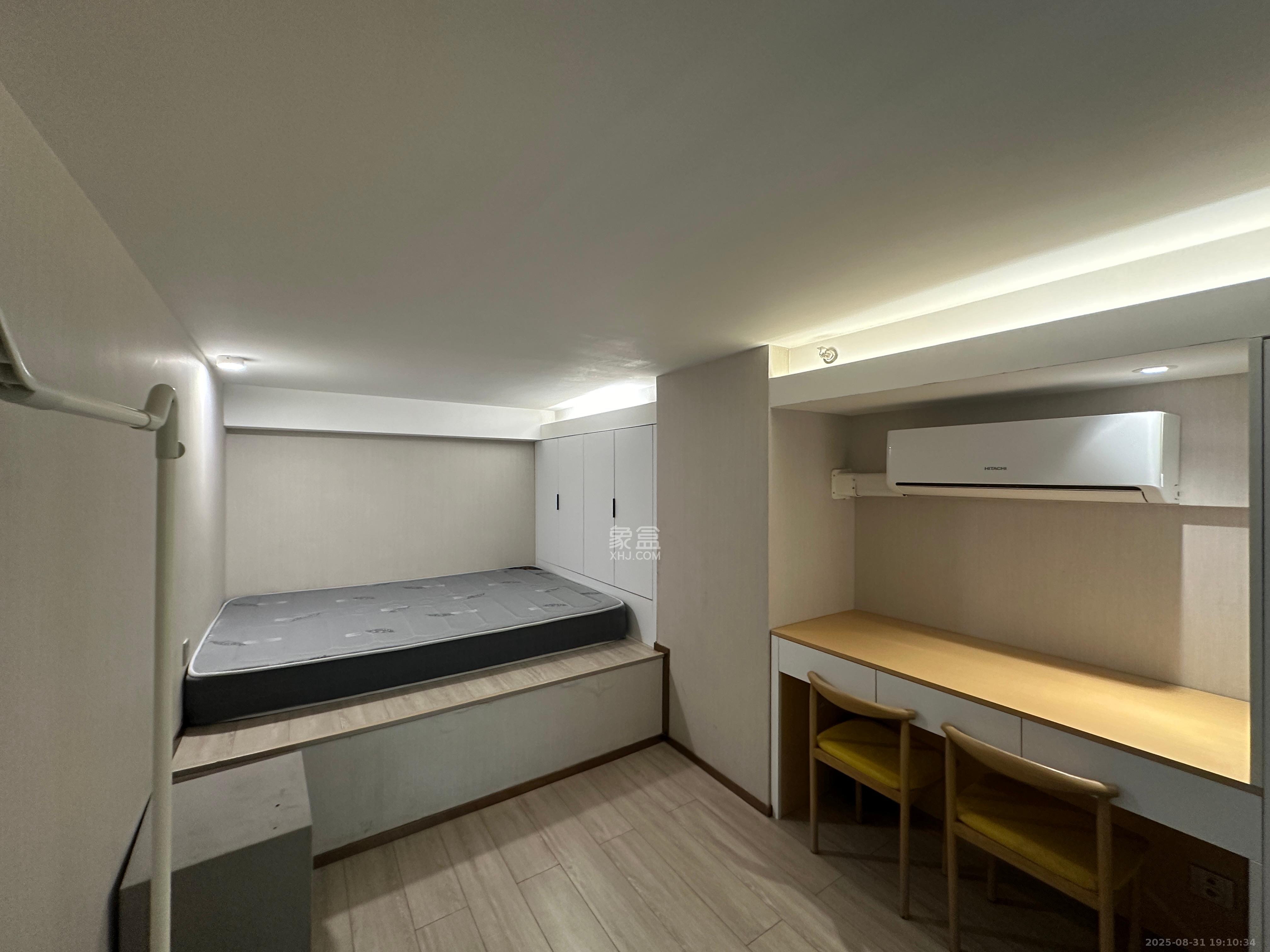 华远华时代  3室2厅2卫    4000.0元/月室内图