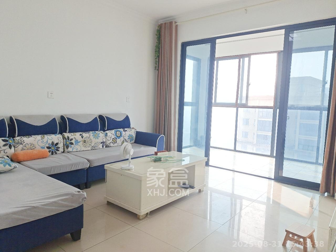 中南红领邦(红星嘉和苑) 3室2厅1卫 1900.0元/月 中南红领邦(红星嘉和苑) 3室2厅1卫 1900.0元/月室内图