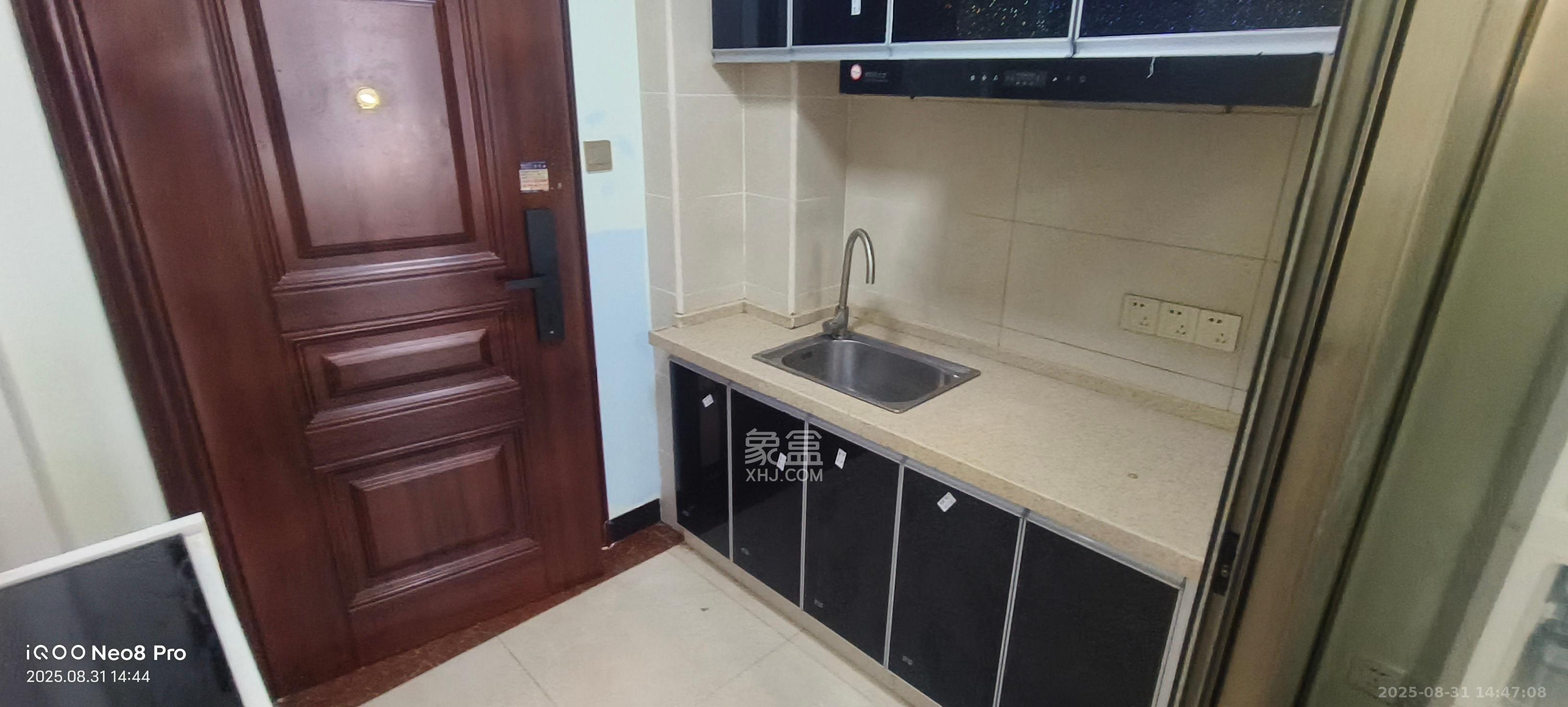 旭辉御府   43.67㎡      1400.0元/月室内图