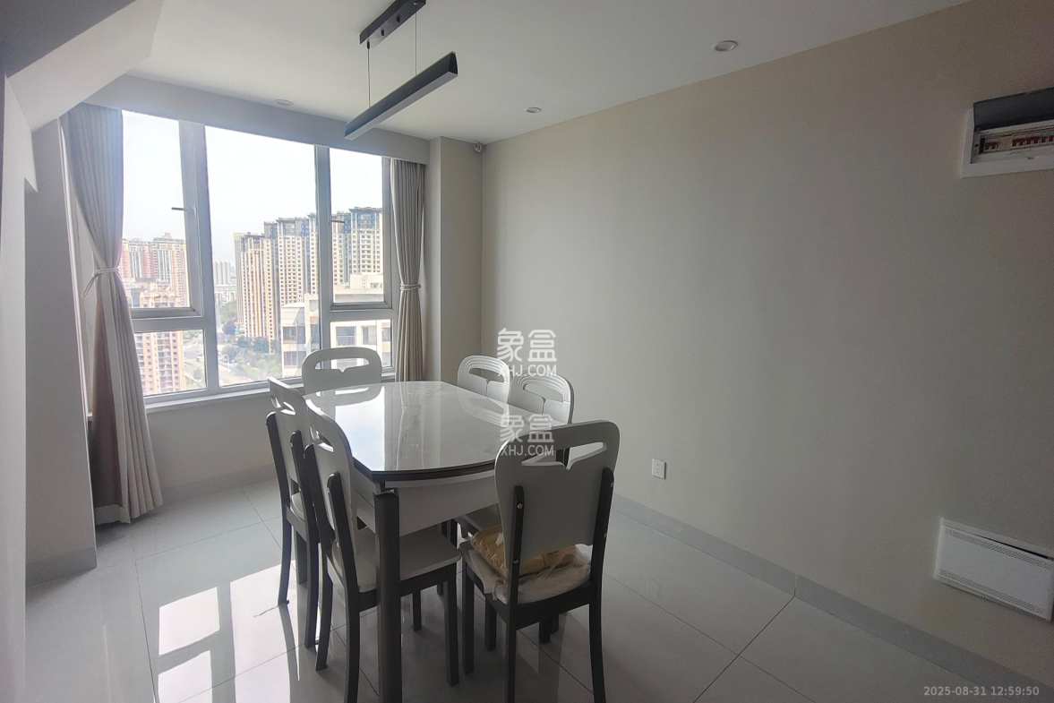 合能枫丹丽舍(柏悦名苑)  2室2厅1卫    2300.0元/月 合能枫丹丽舍(柏悦名苑)  2室2厅1卫    2300.0元/月室内图