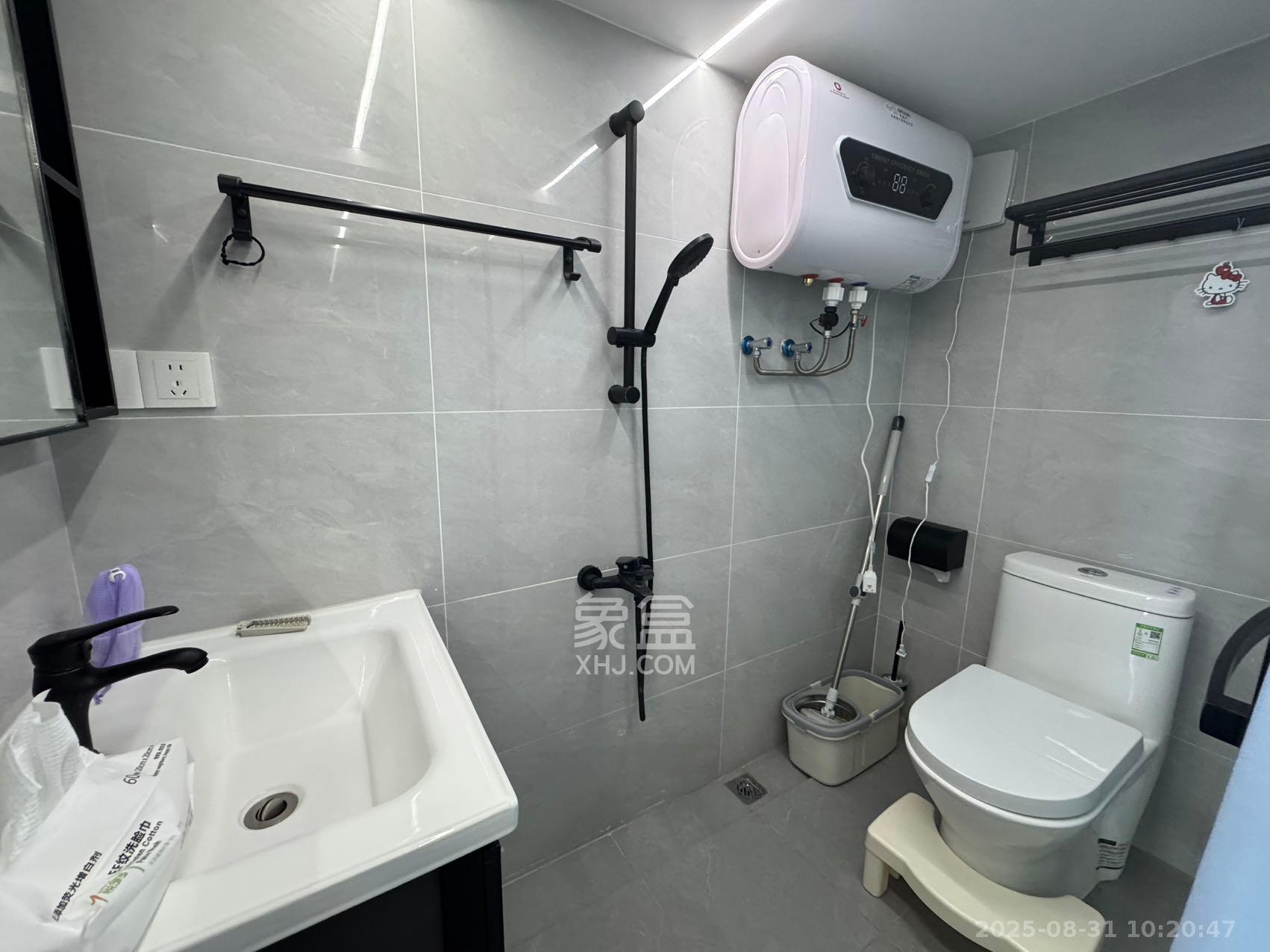 保利天禧EF区  1室1厅1卫    1900.0元/月 保利天禧EF区  1室1厅1卫    1900.0元/月室内图