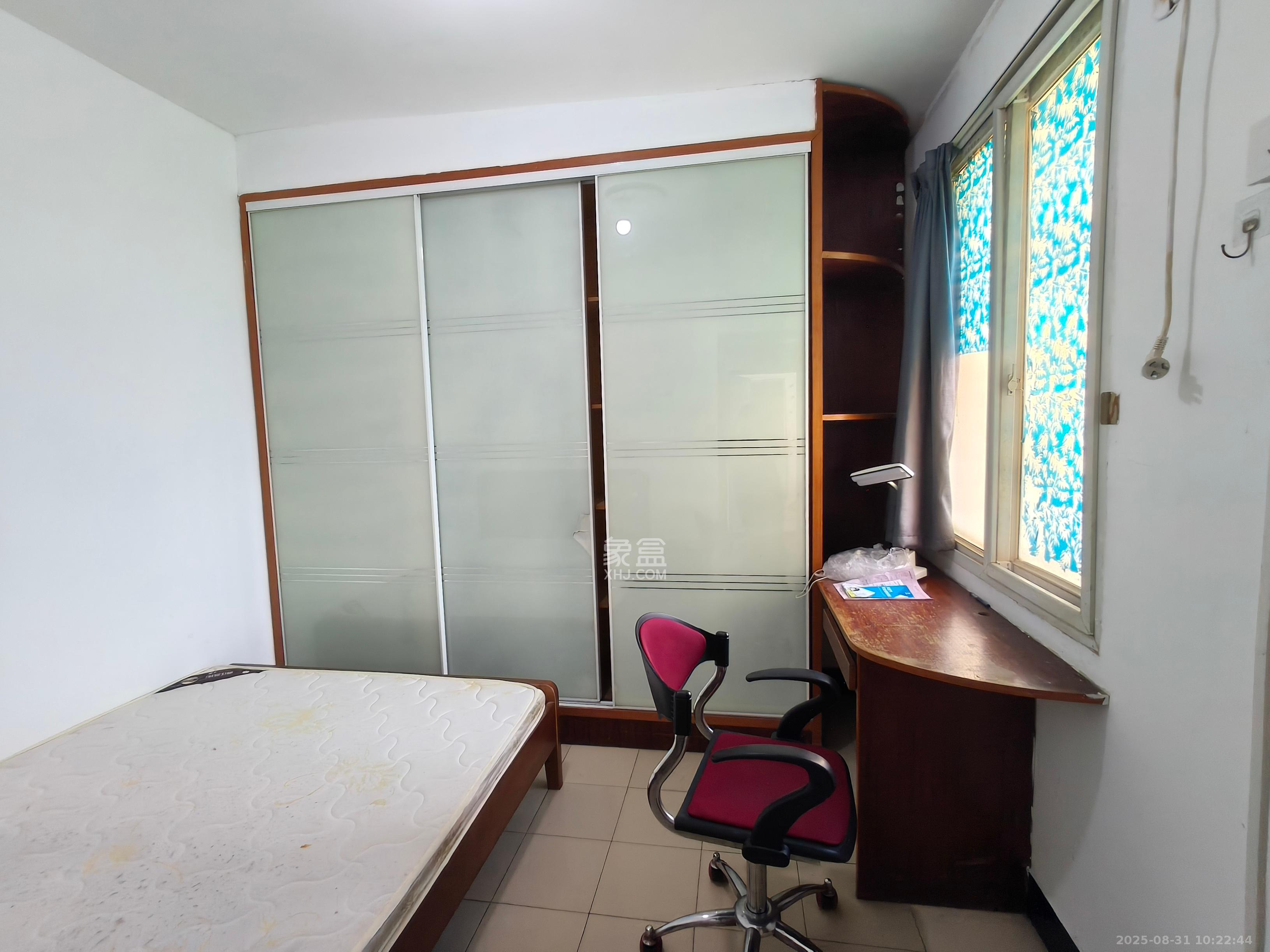 阿弥岭一二片 2室1厅1卫 1100.0元/月 阿弥岭一二片 2室1厅1卫 1100.0元/月室内图