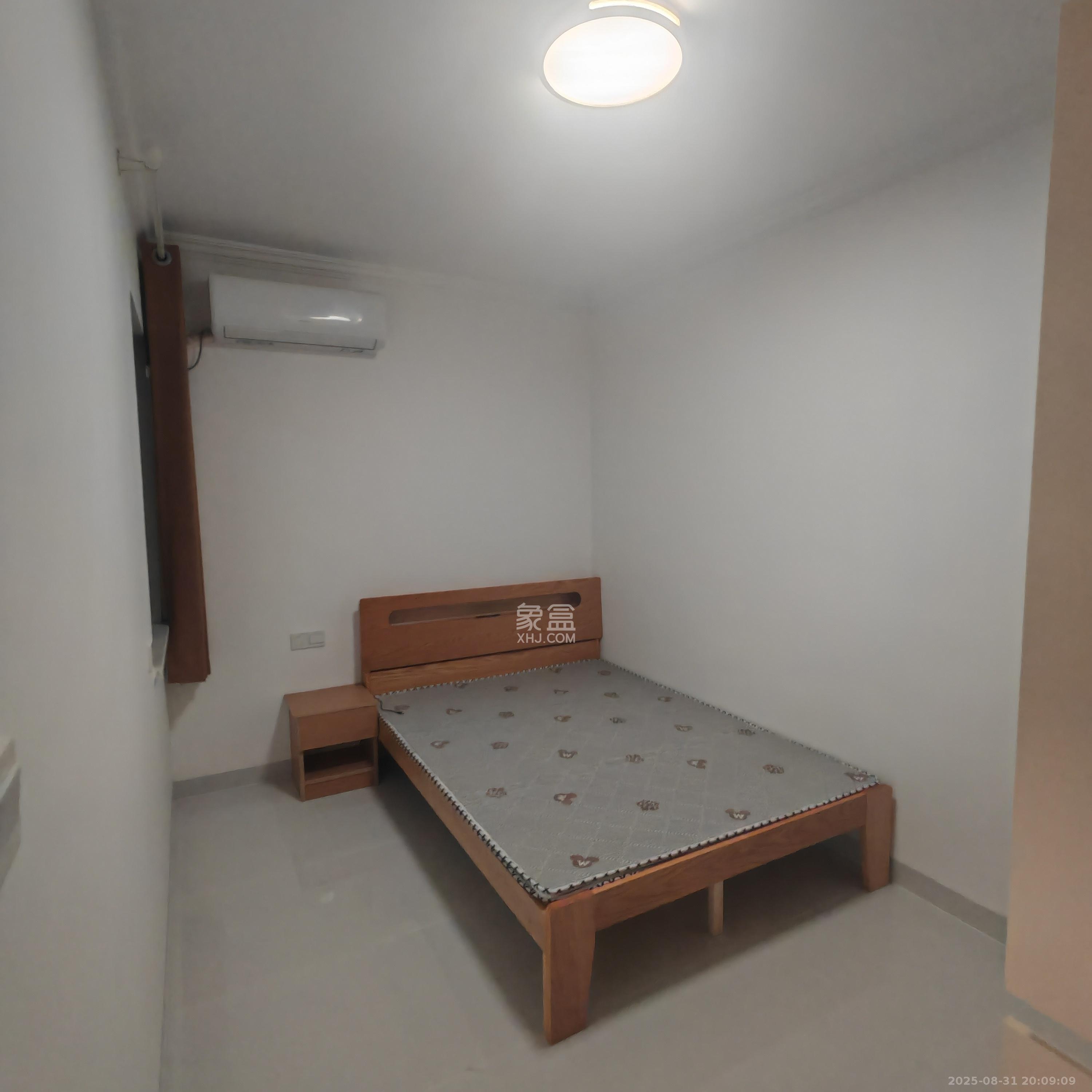 文景家园  2室1厅1卫    2400.0元/月室内图