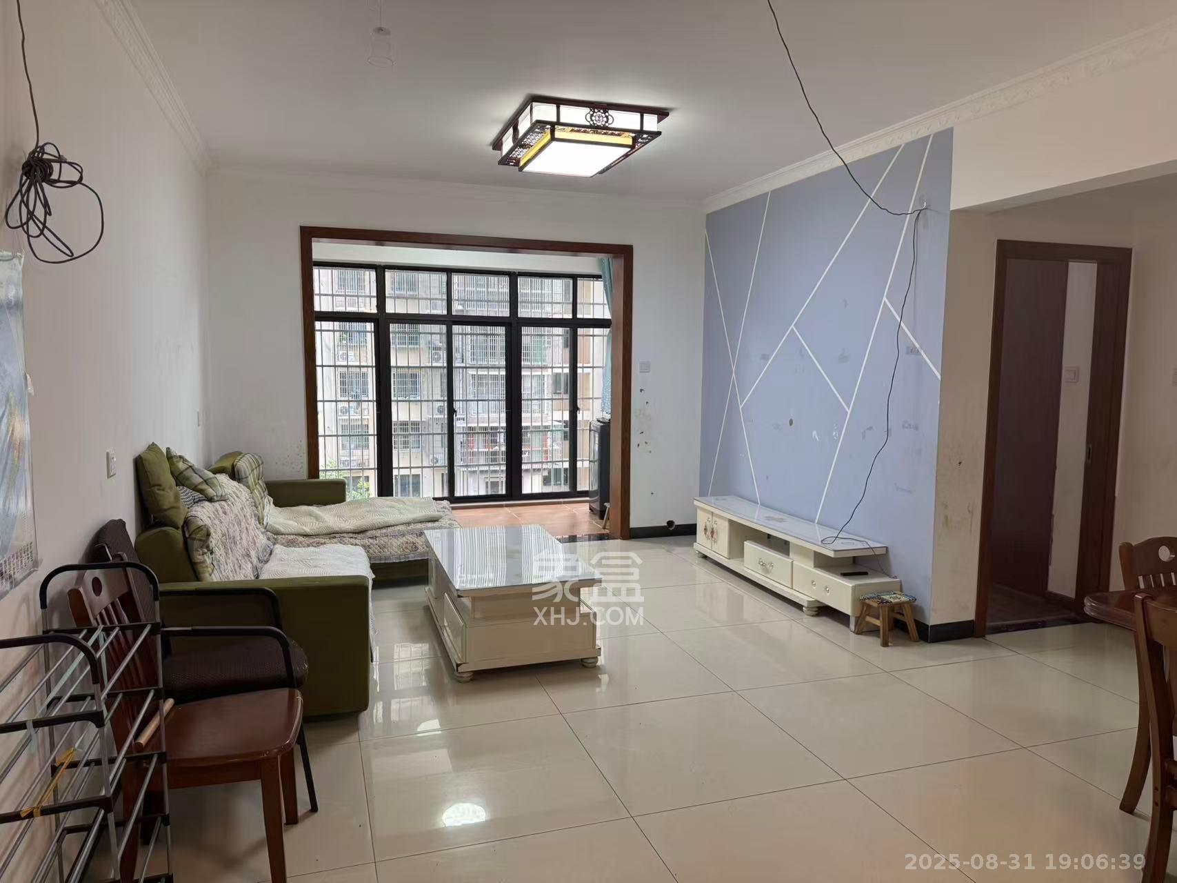 星城新宇桃花苑 2室2厅1卫 1900.0元/月 星城新宇桃花苑 2室2厅1卫 1900.0元/月室内图