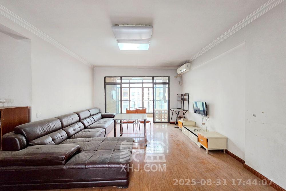 新华都万家城  3室2厅2卫    2000.0元/月室内图