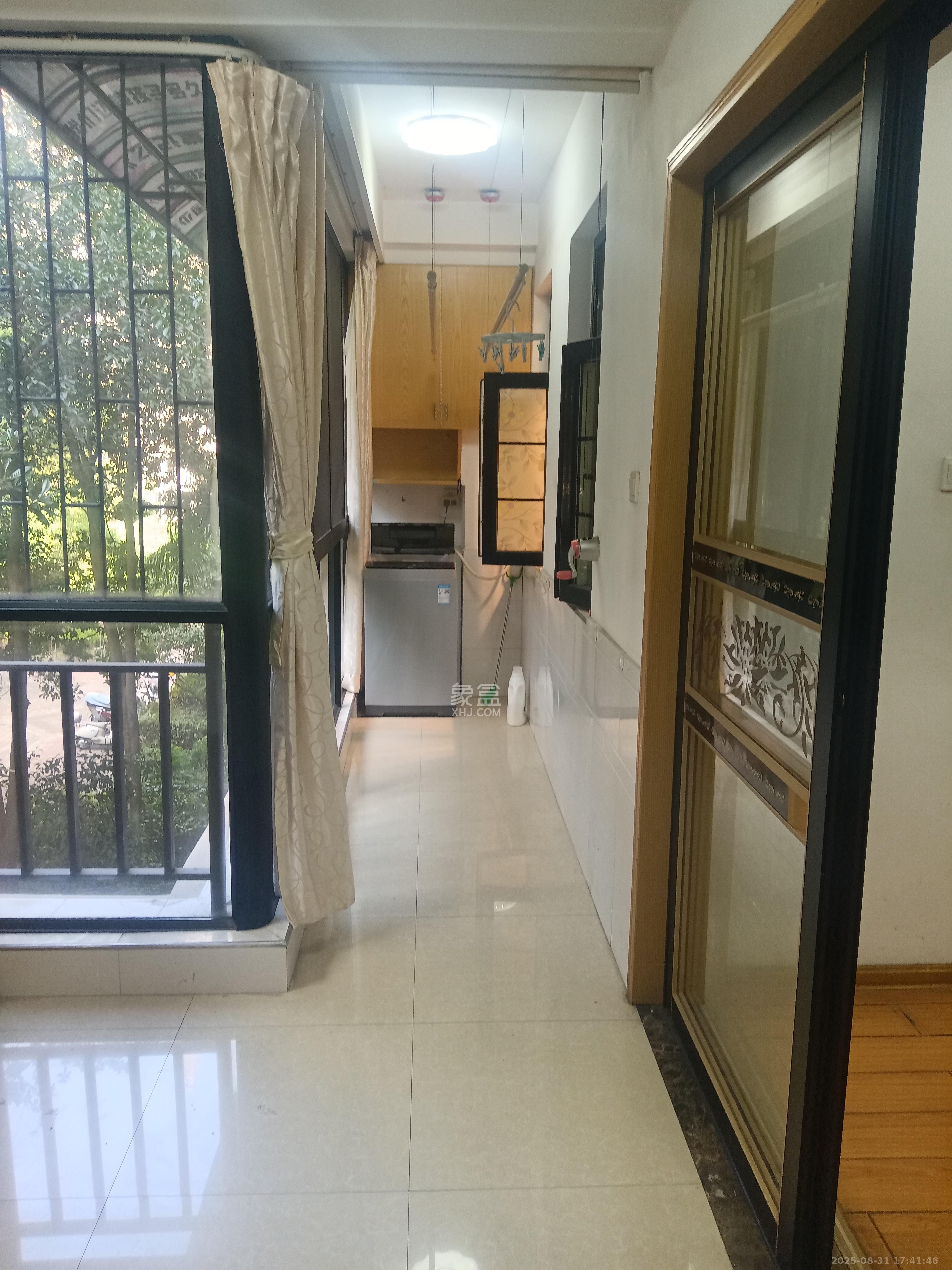 沁园春御院 3室2厅2卫 3500.0元/月 沁园春御院 3室2厅2卫 3500.0元/月室内图