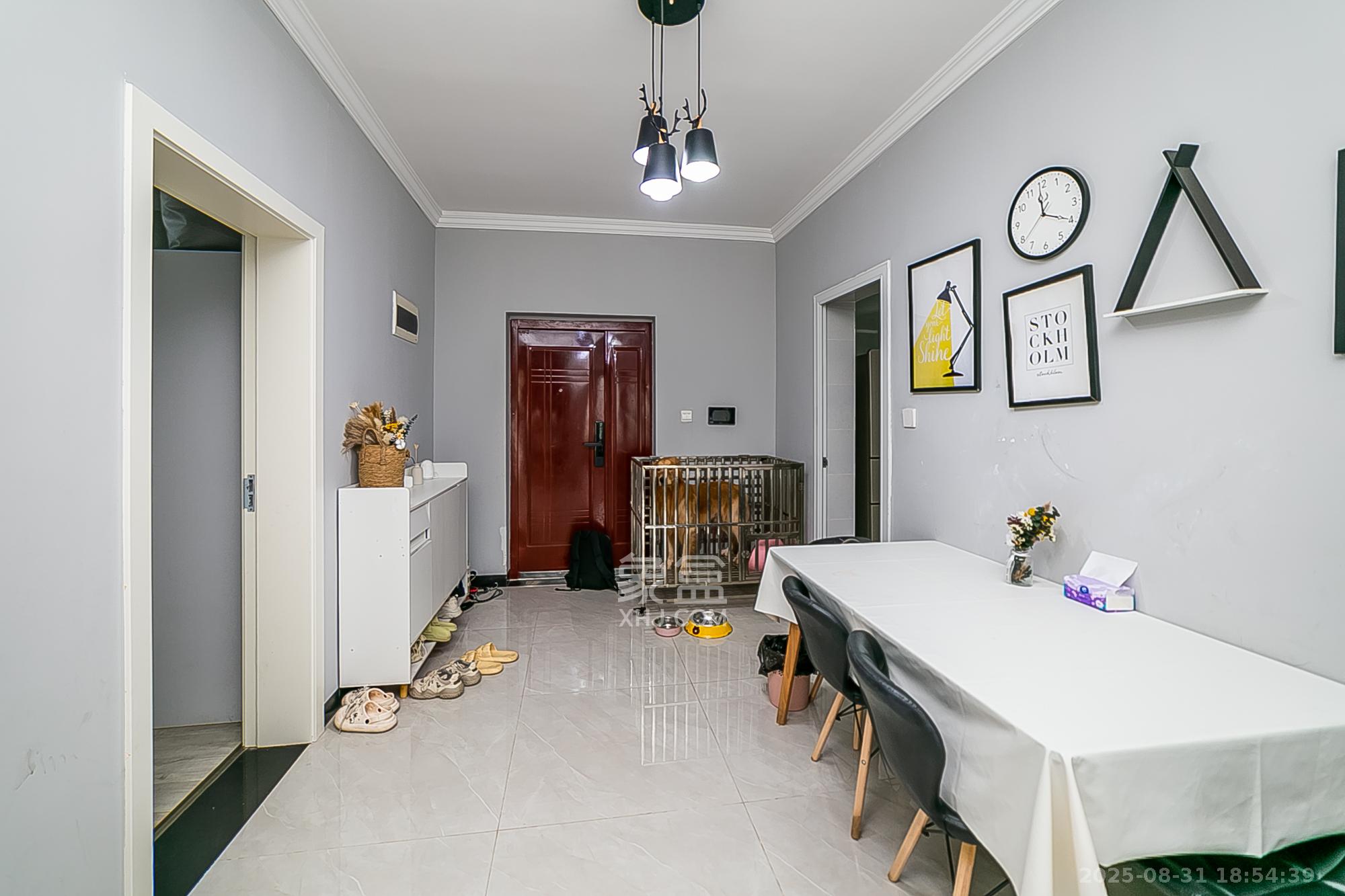 长盛岚庭  3室2厅1卫    95.0万 长盛岚庭  3室2厅1卫    95.0万客厅