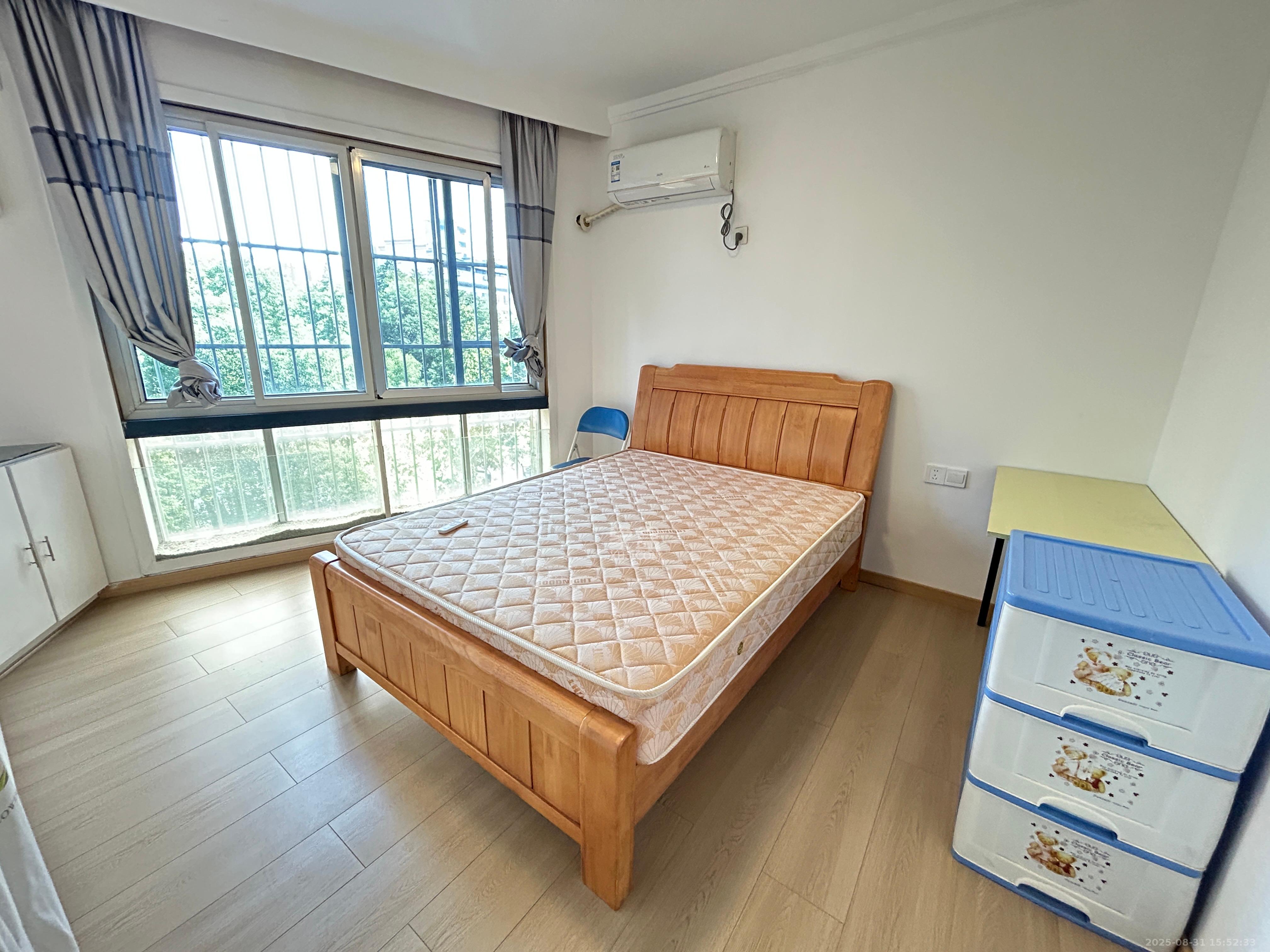 明景公寓  2室1厅1卫   2600.00元/月室内图