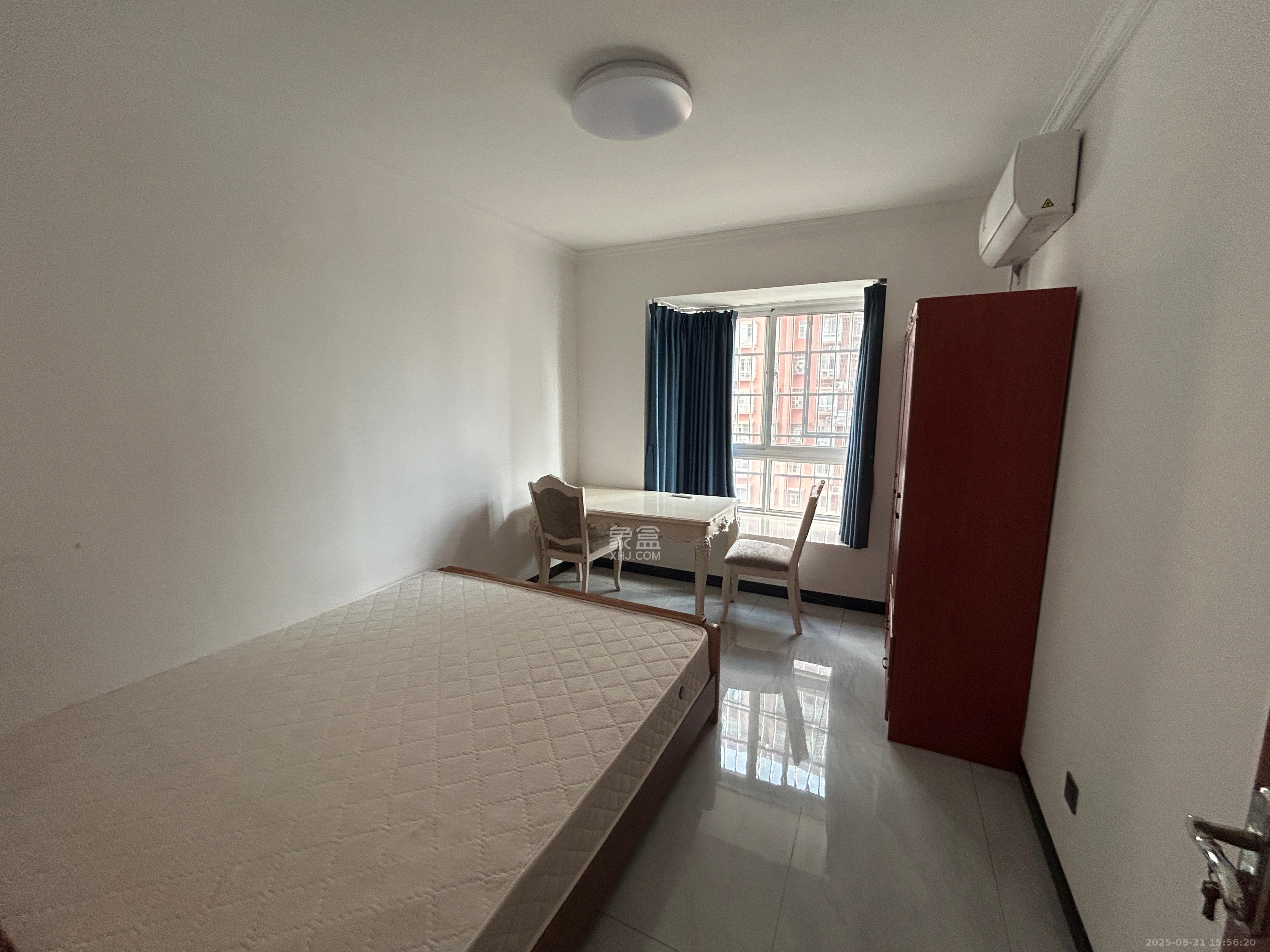 凯富南方鑫城  3室2厅1卫    2200.0元/月室内图