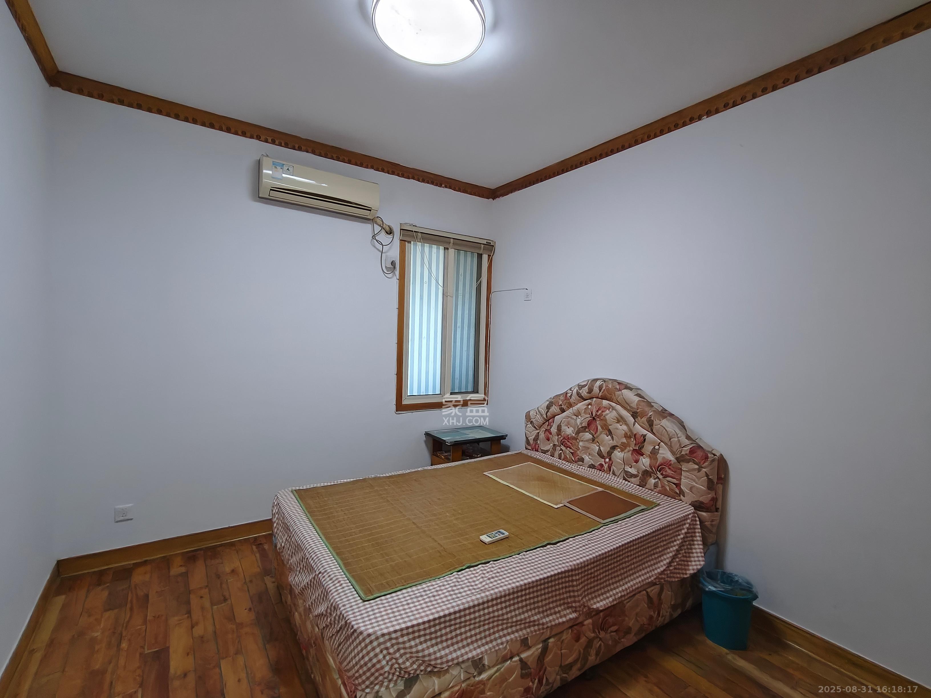 湖南石油化学工业局小区（侯家塘化工厅）  2室2厅1卫    2200.0元/月室内图
