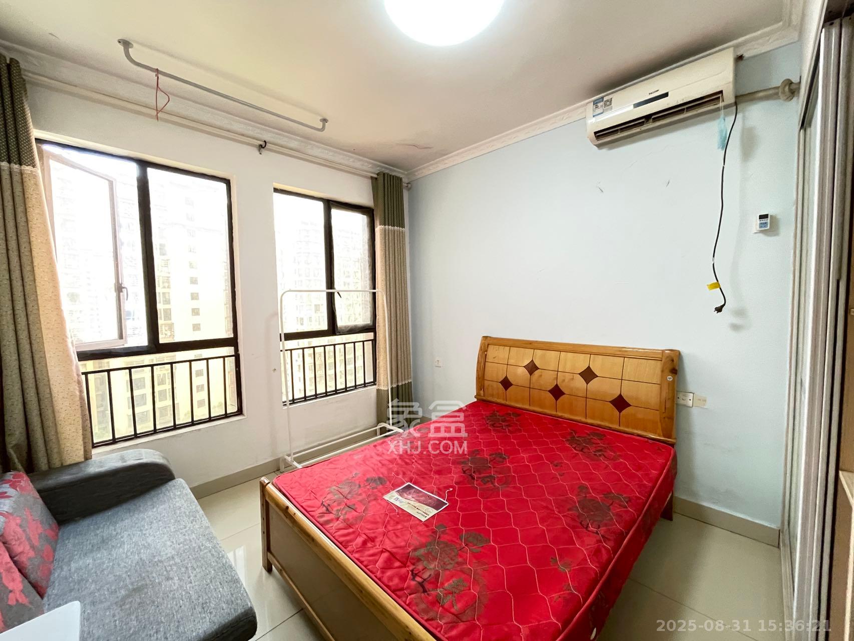 奥林匹克花园贡院三期 3室2厅1卫 2800.0元/月 奥林匹克花园贡院三期 3室2厅1卫 2800.0元/月室内图