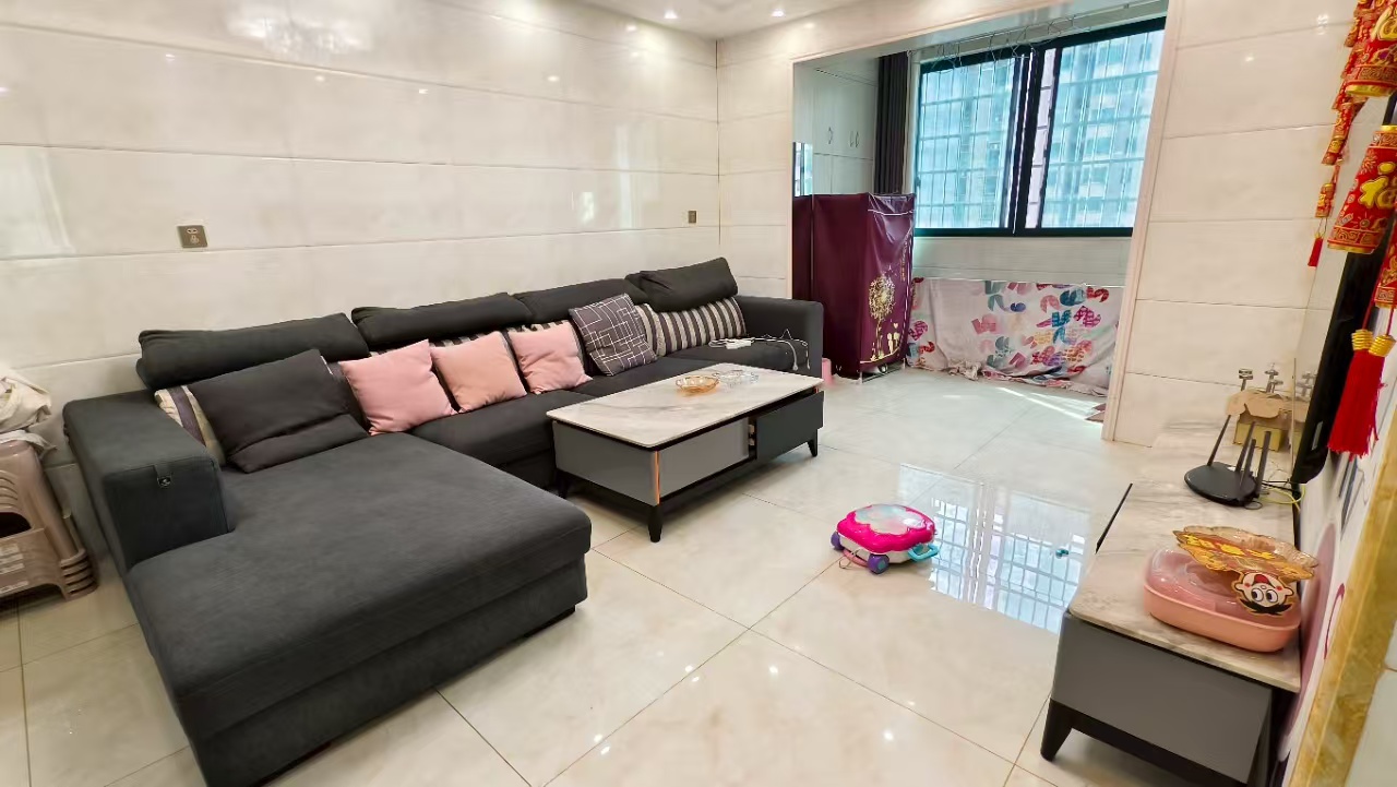 锦绣欣城 3室1厅1卫 1500.0元/月 锦绣欣城 3室1厅1卫 1500.0元/月室内图