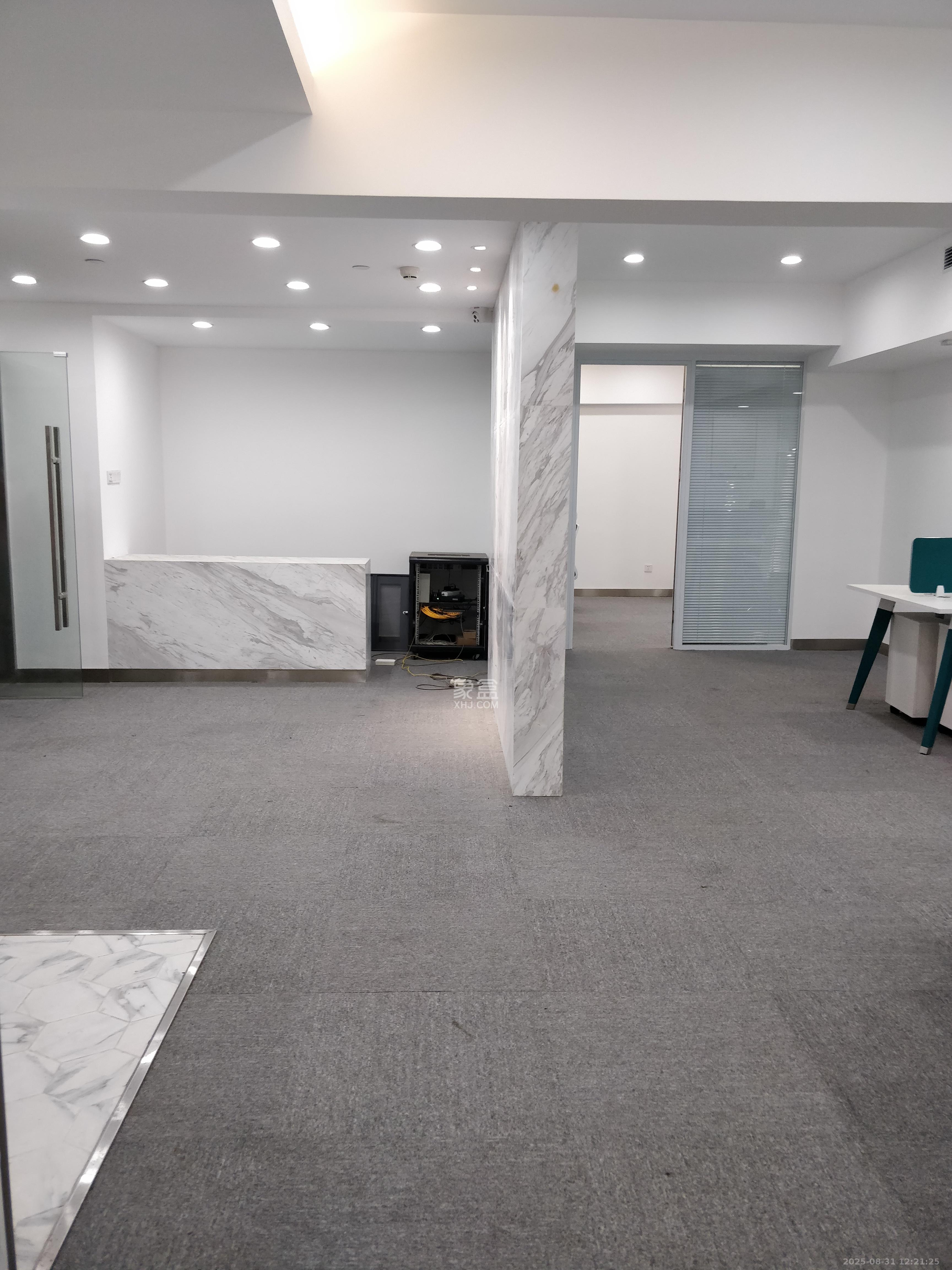 当代滨江MOMA  1室1厅1卫    1800.0元/月 当代滨江MOMA  1室1厅1卫    1800.0元/月室内图