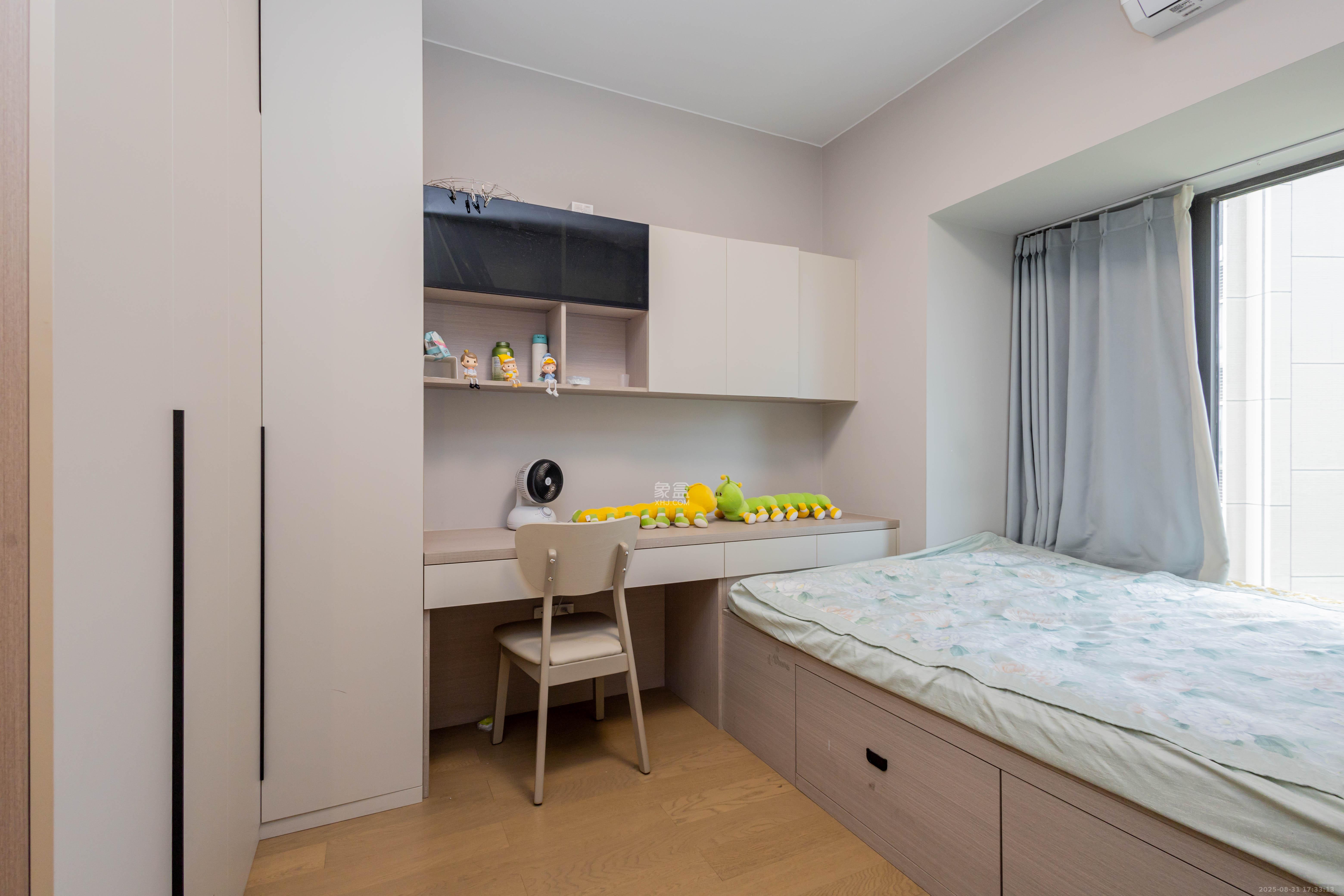 时代印记（长沙时代印记花园）  4室2厅2卫    190.0万卧室